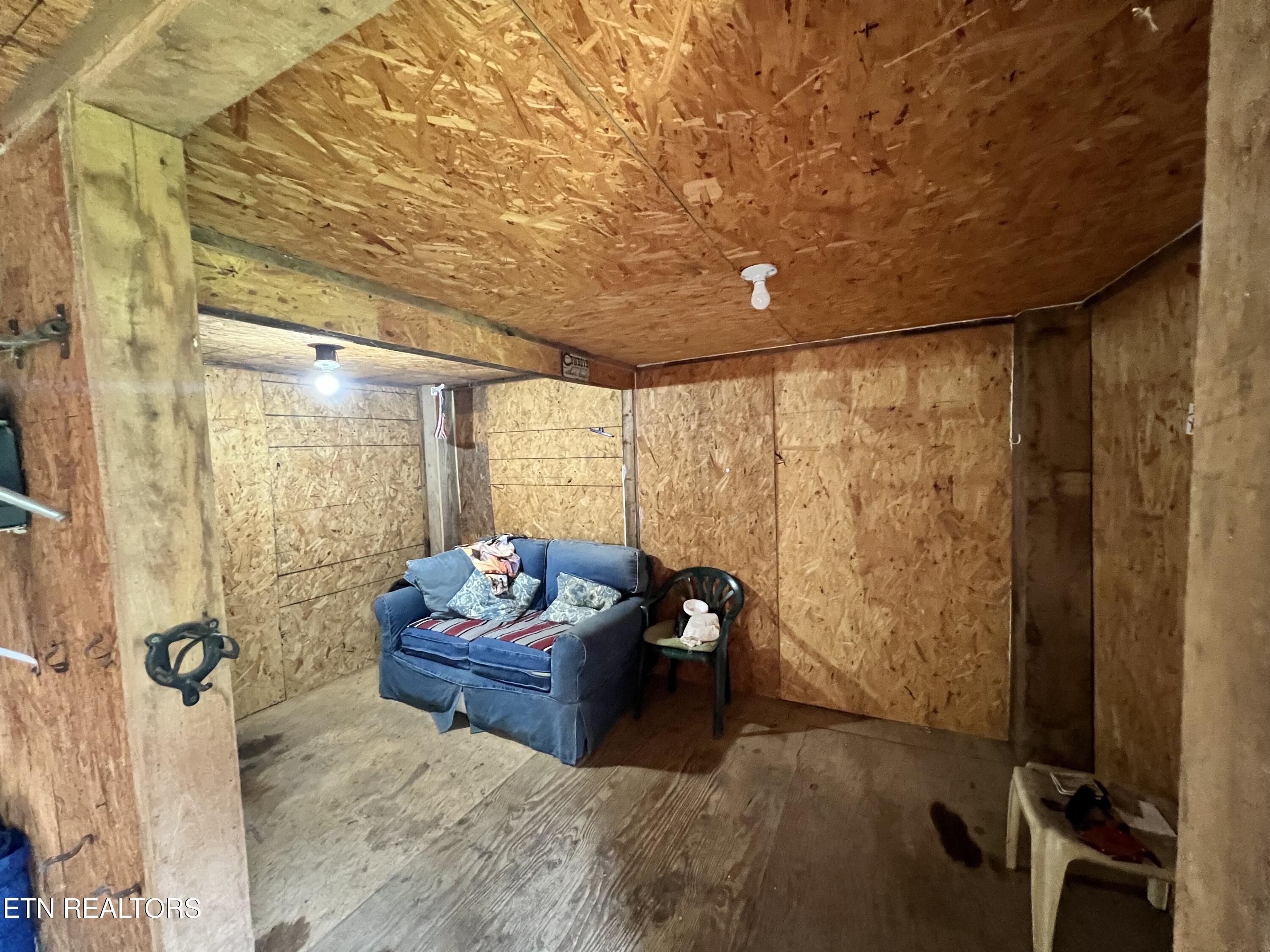 1455 Davis Chapel Road Lafollette TN 37766