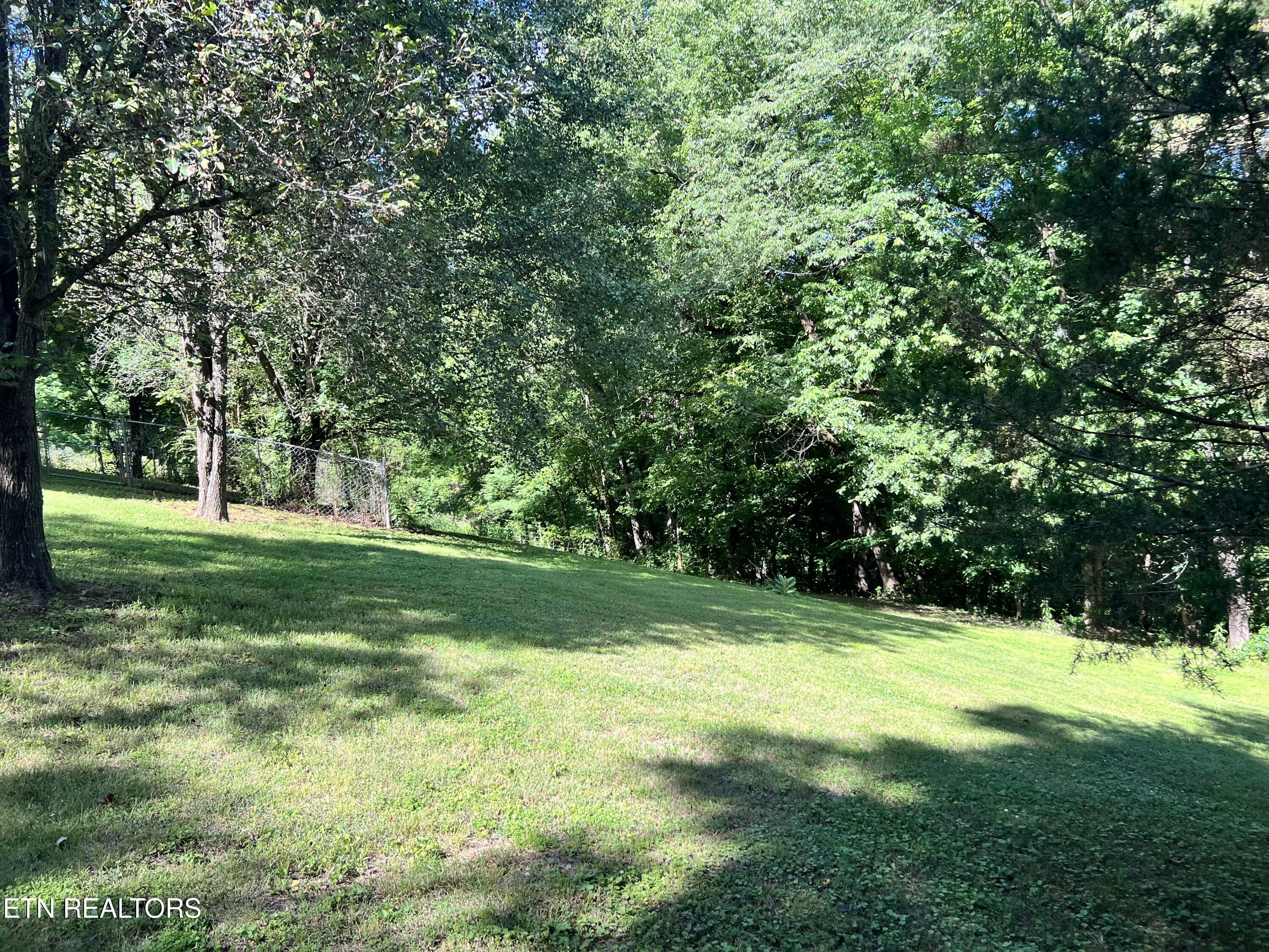 1455 Davis Chapel Road Lafollette TN 37766