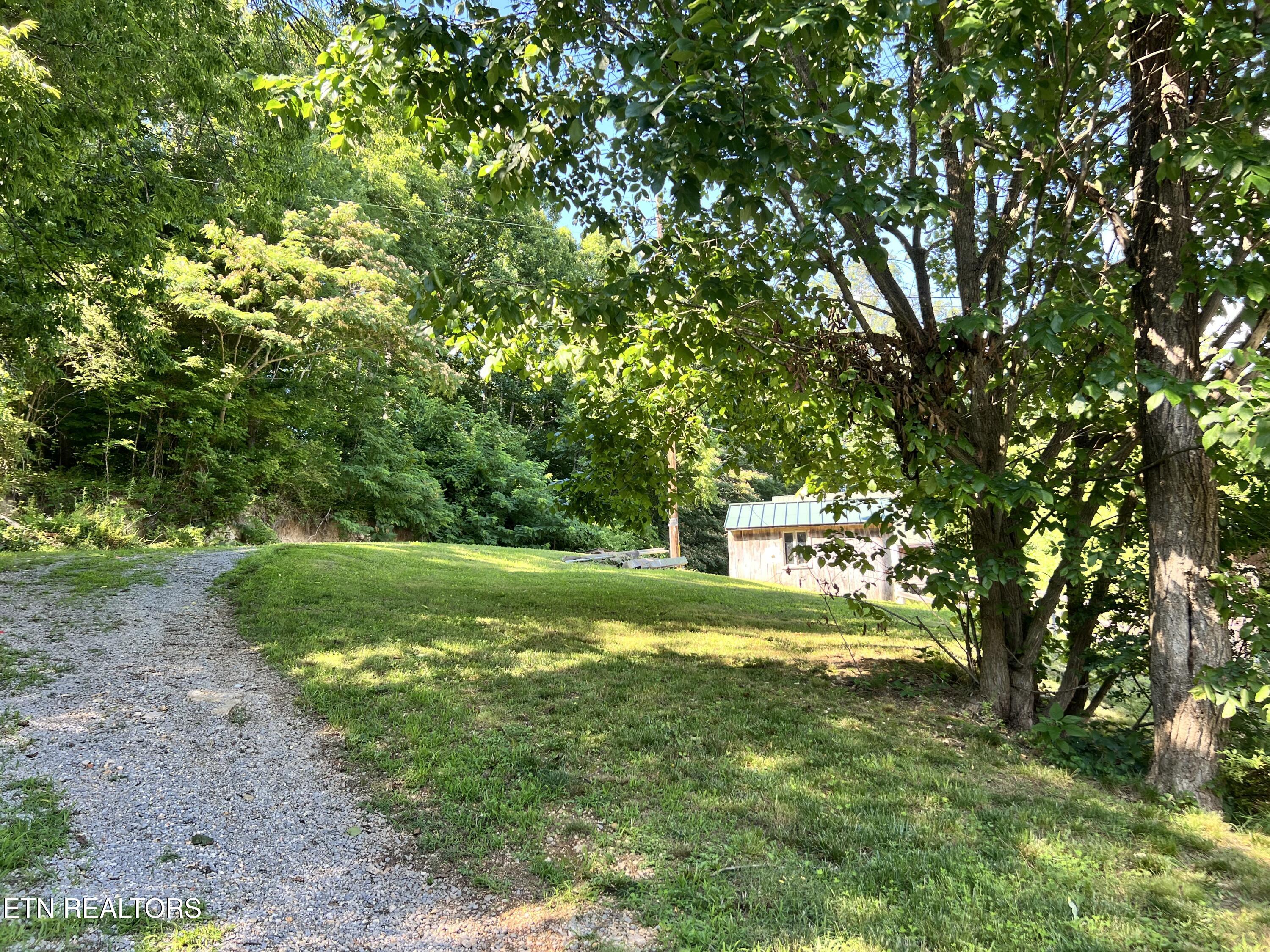 1455 Davis Chapel Road Lafollette TN 37766