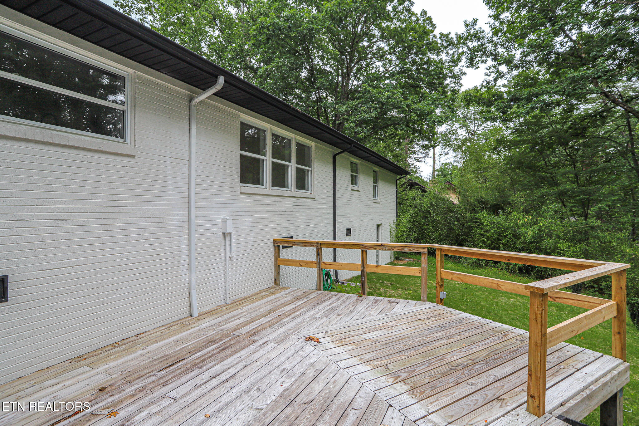 106 Wood Ridge Lane Oak Ridge TN 37830