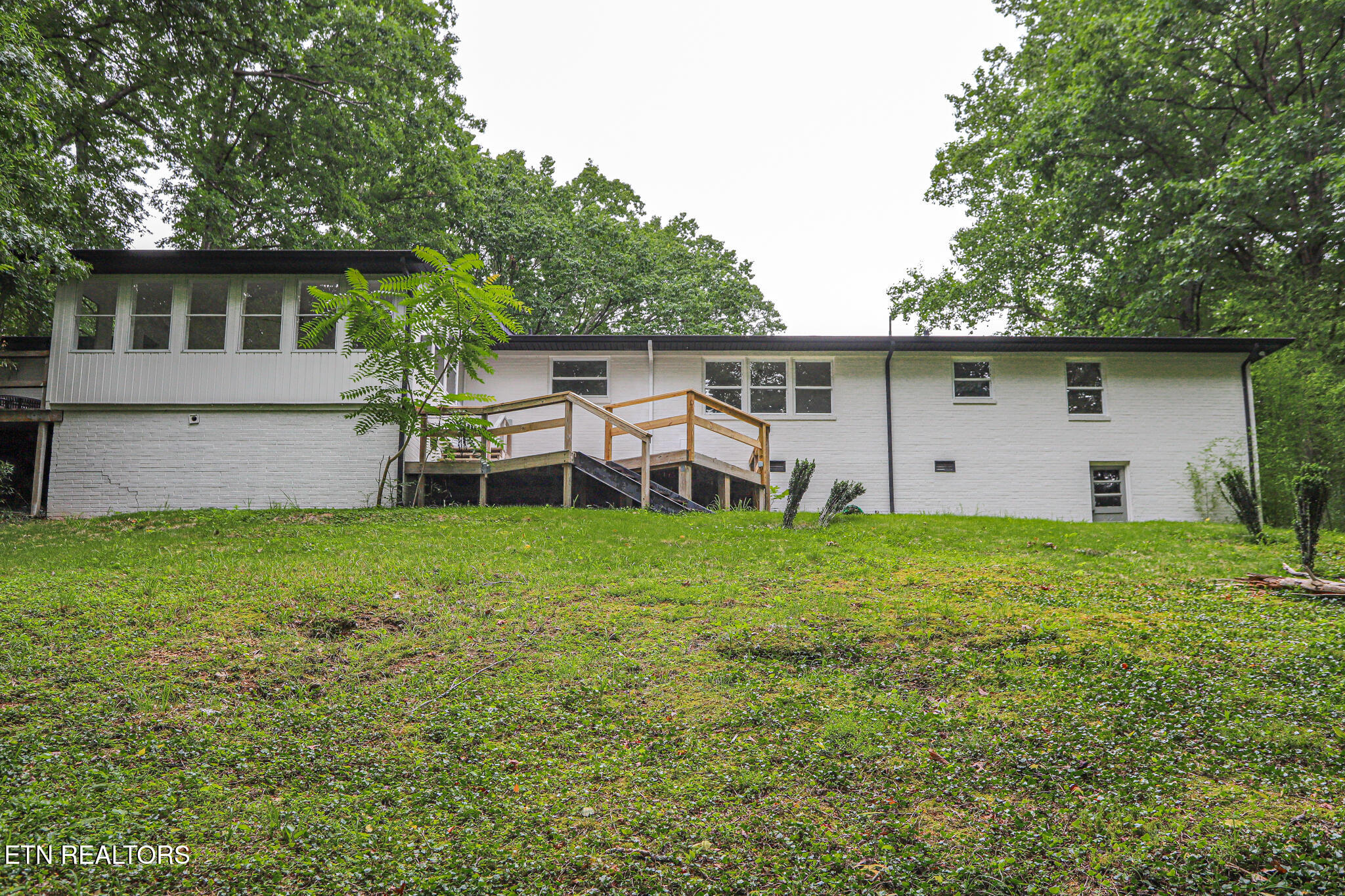106 Wood Ridge Lane Oak Ridge TN 37830