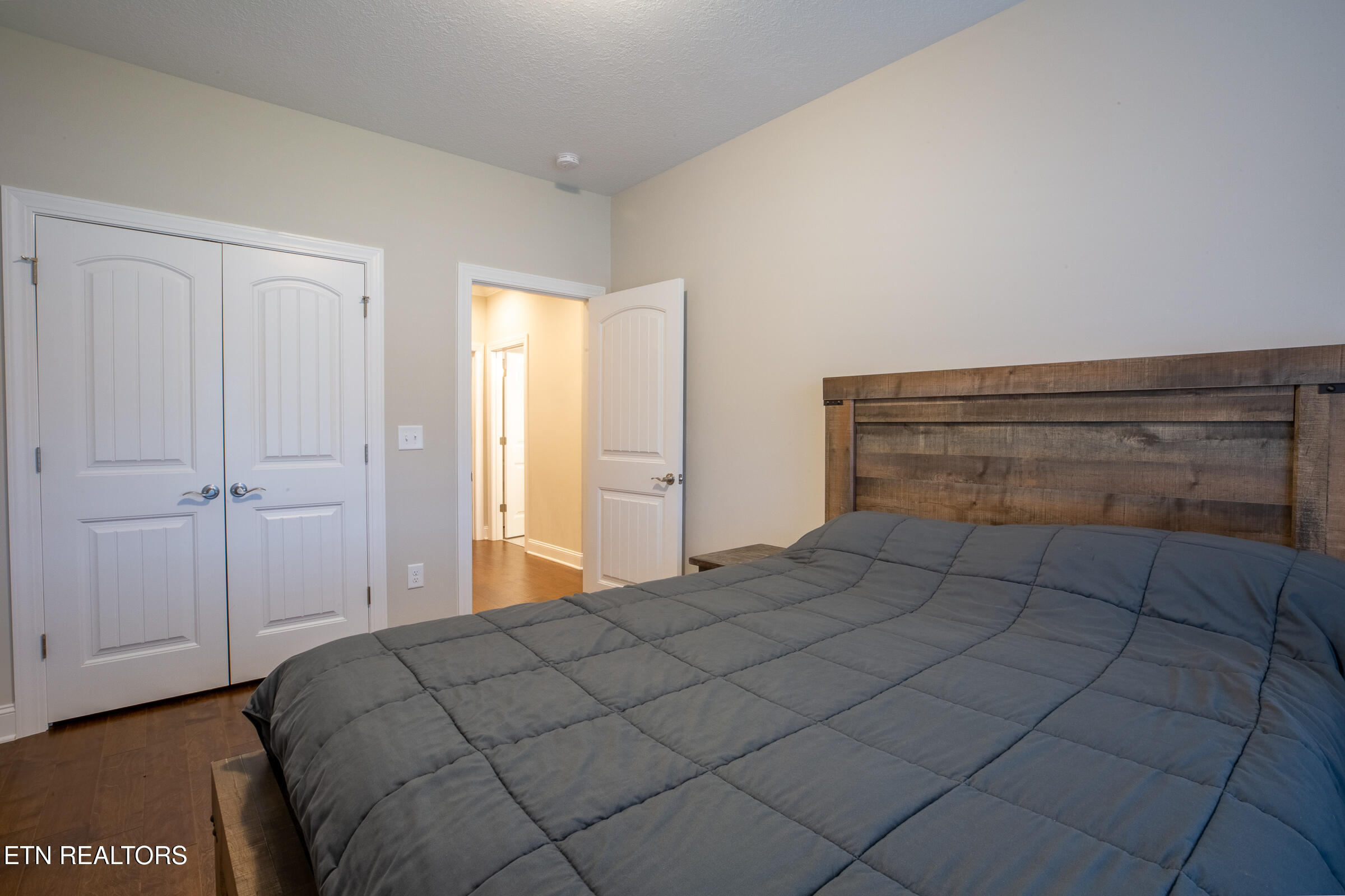 7135 Volunteer Ridge Knoxville TN 37918