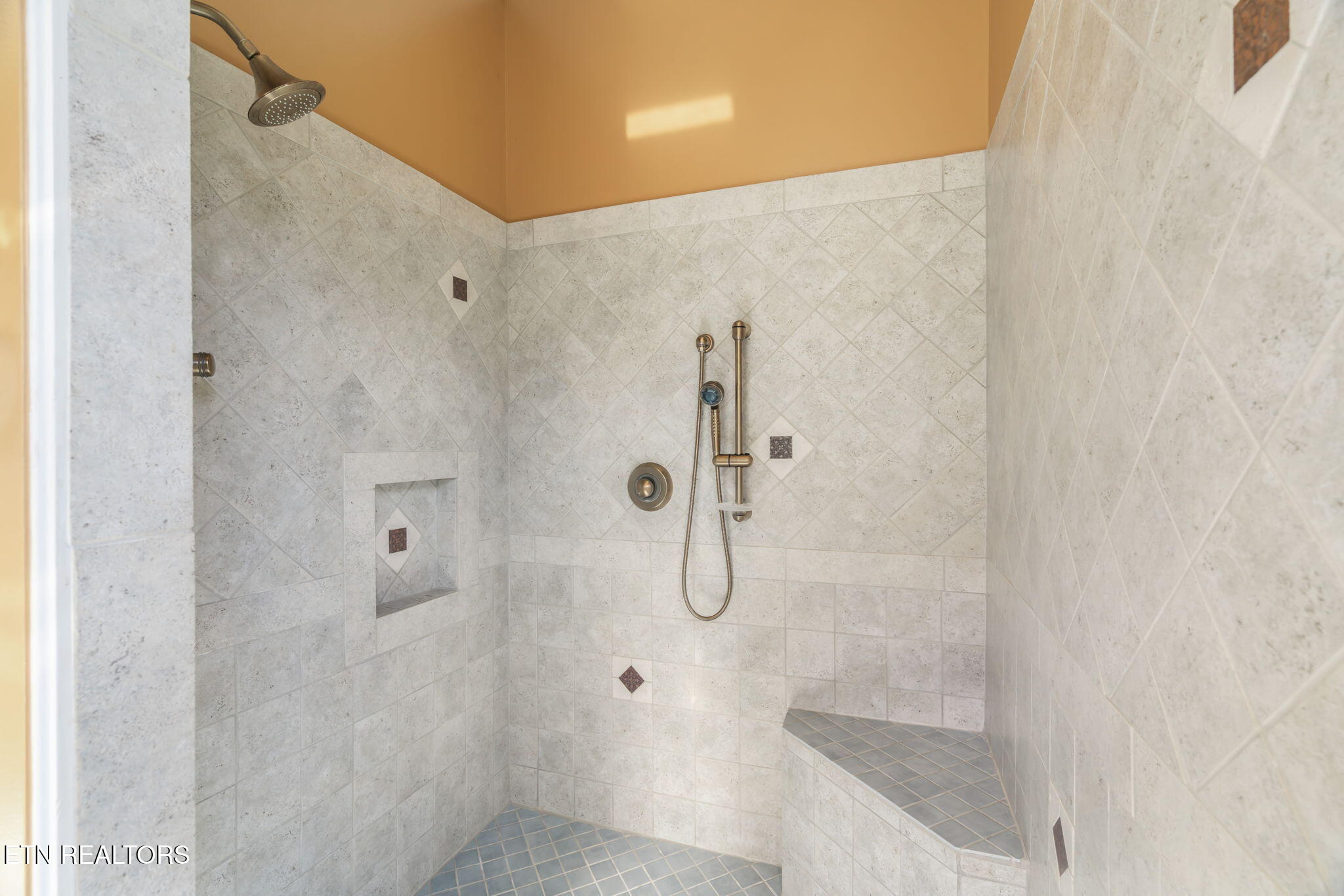 205 Melea Lane Kingston TN 37763
