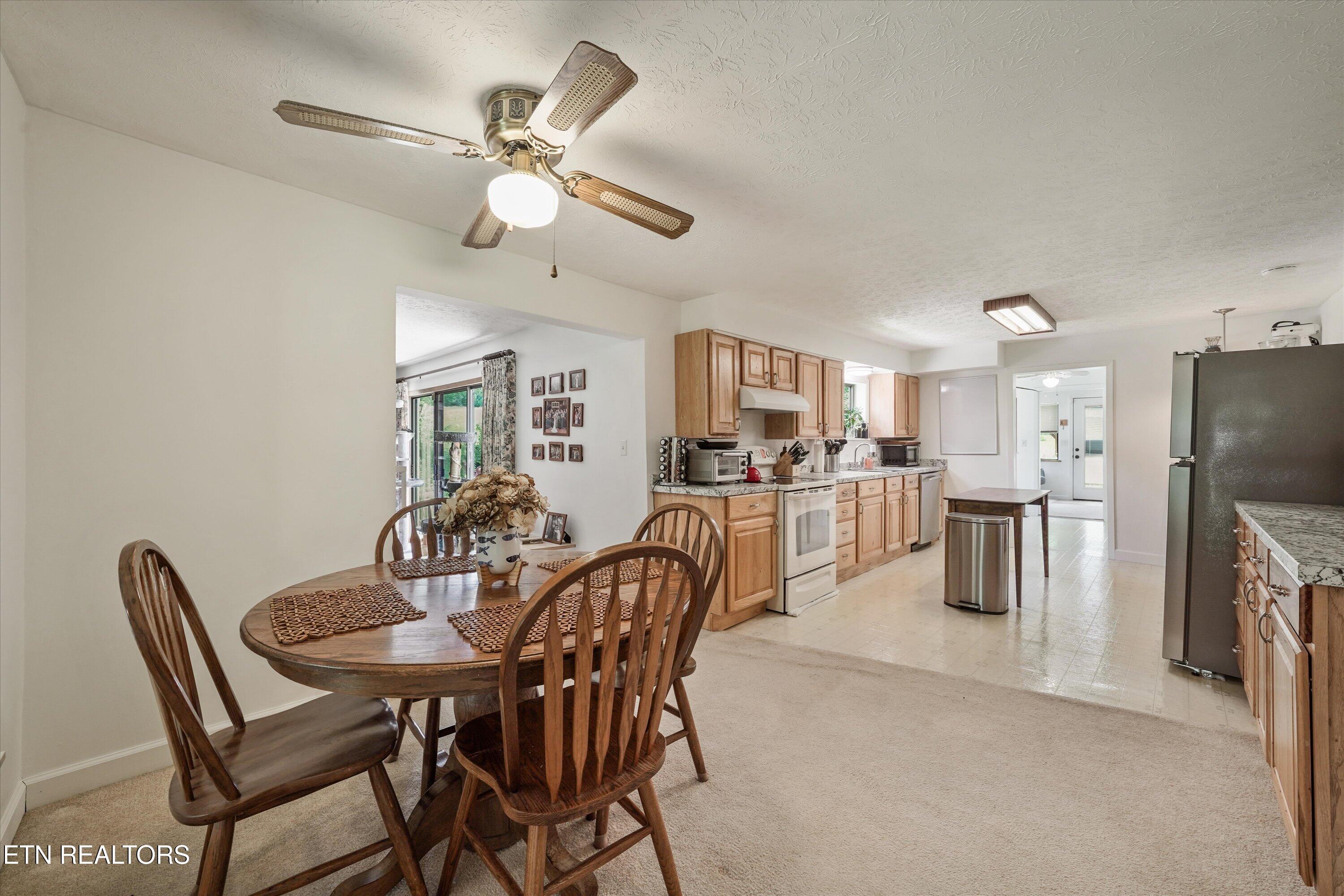 127 Mountain Road Oliver Springs TN 37840