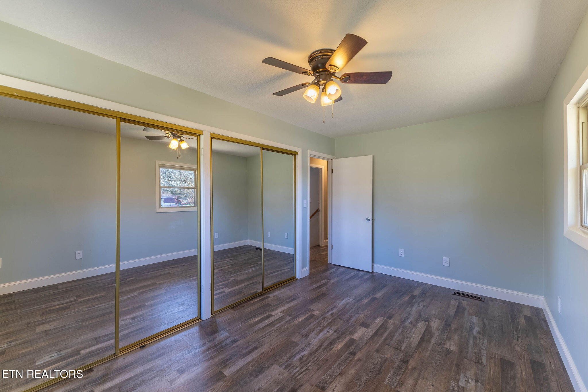 940 Riley Drive Lenoir City TN 37771