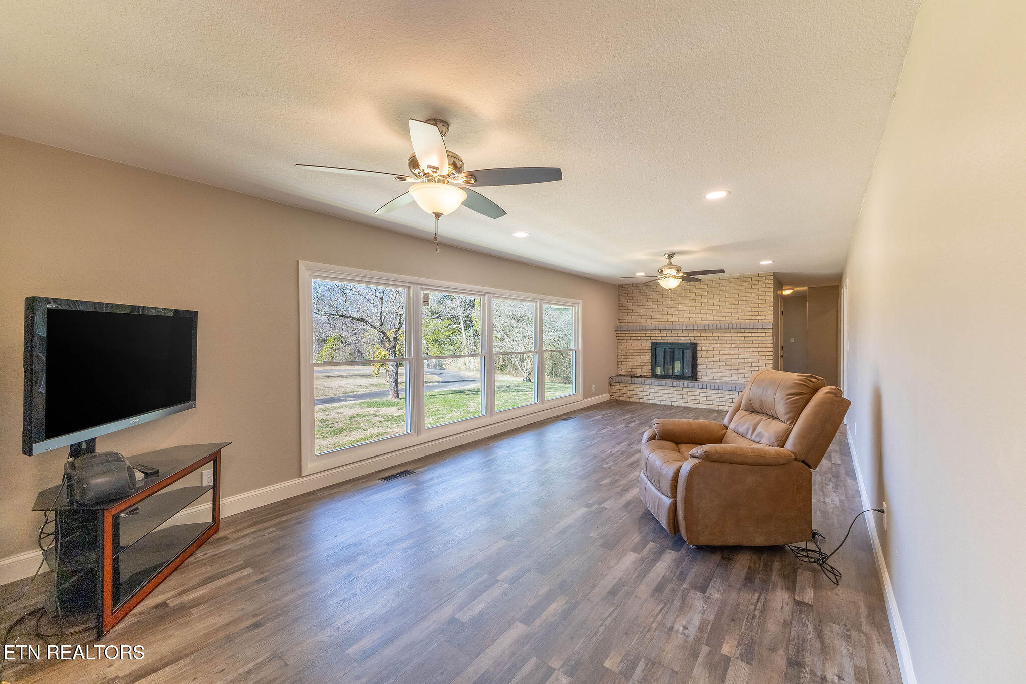 940 Riley Drive Lenoir City TN 37771