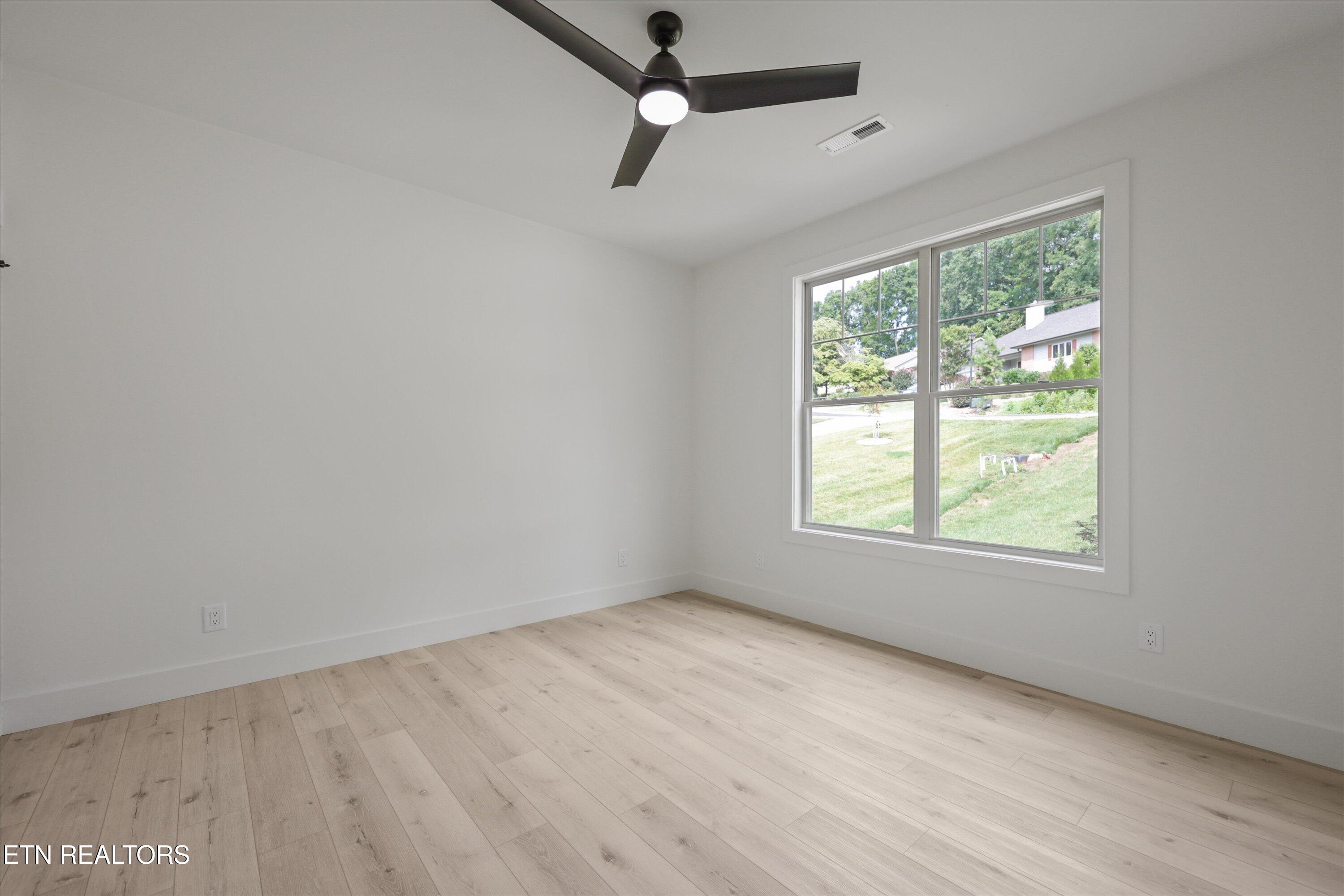 239 Ootsima Way Loudon TN 37774