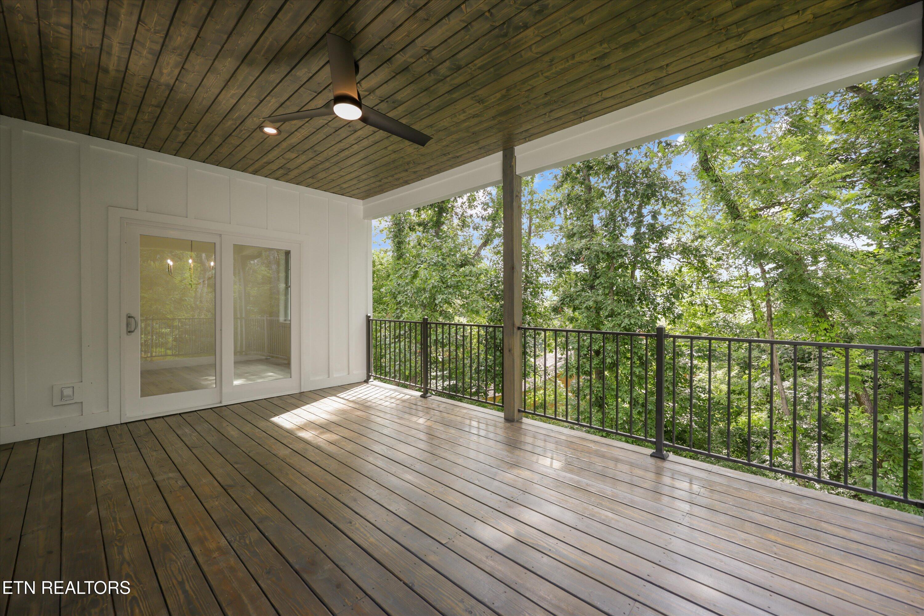 239 Ootsima Way Loudon TN 37774