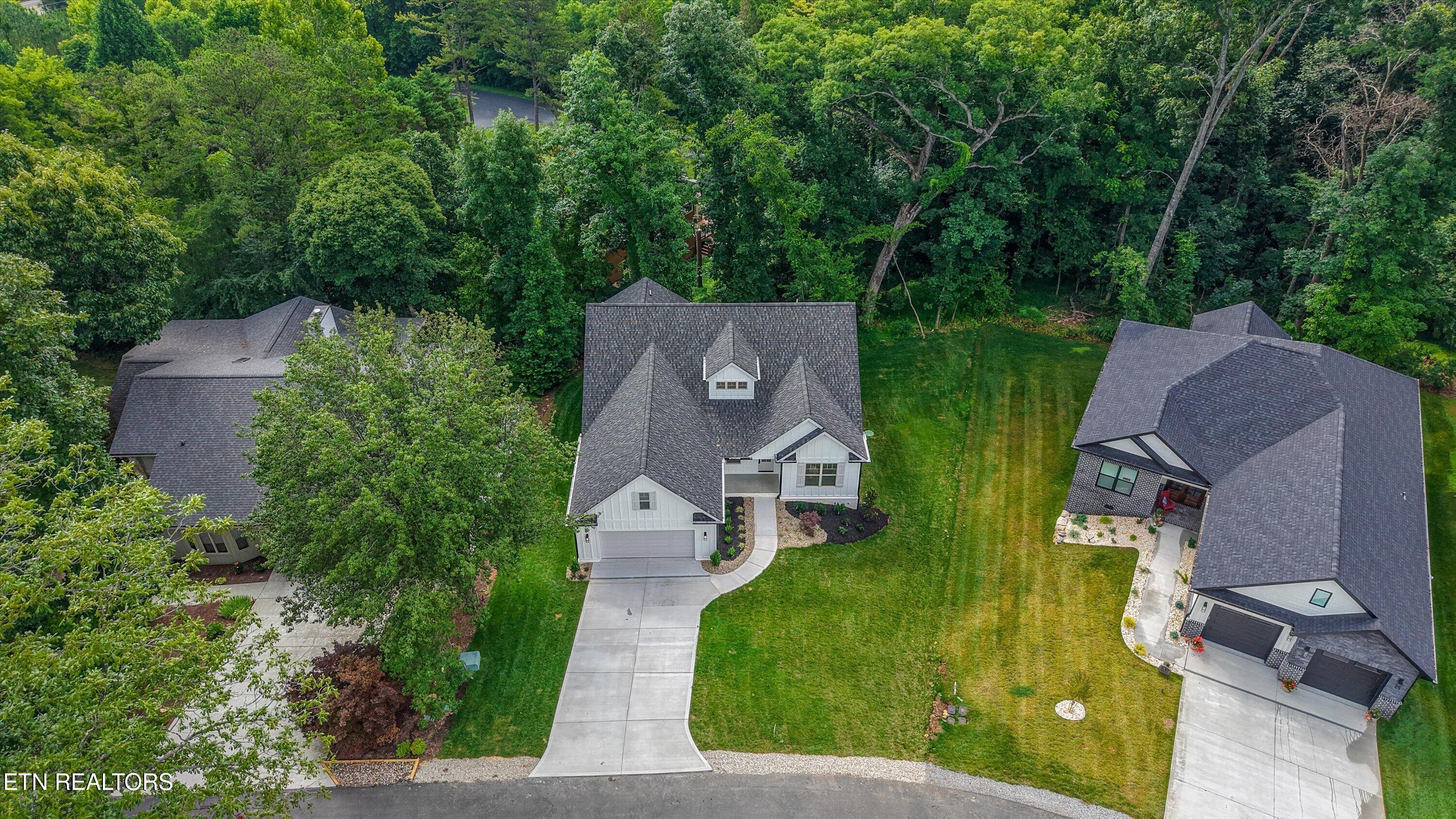 239 Ootsima Way Loudon TN 37774