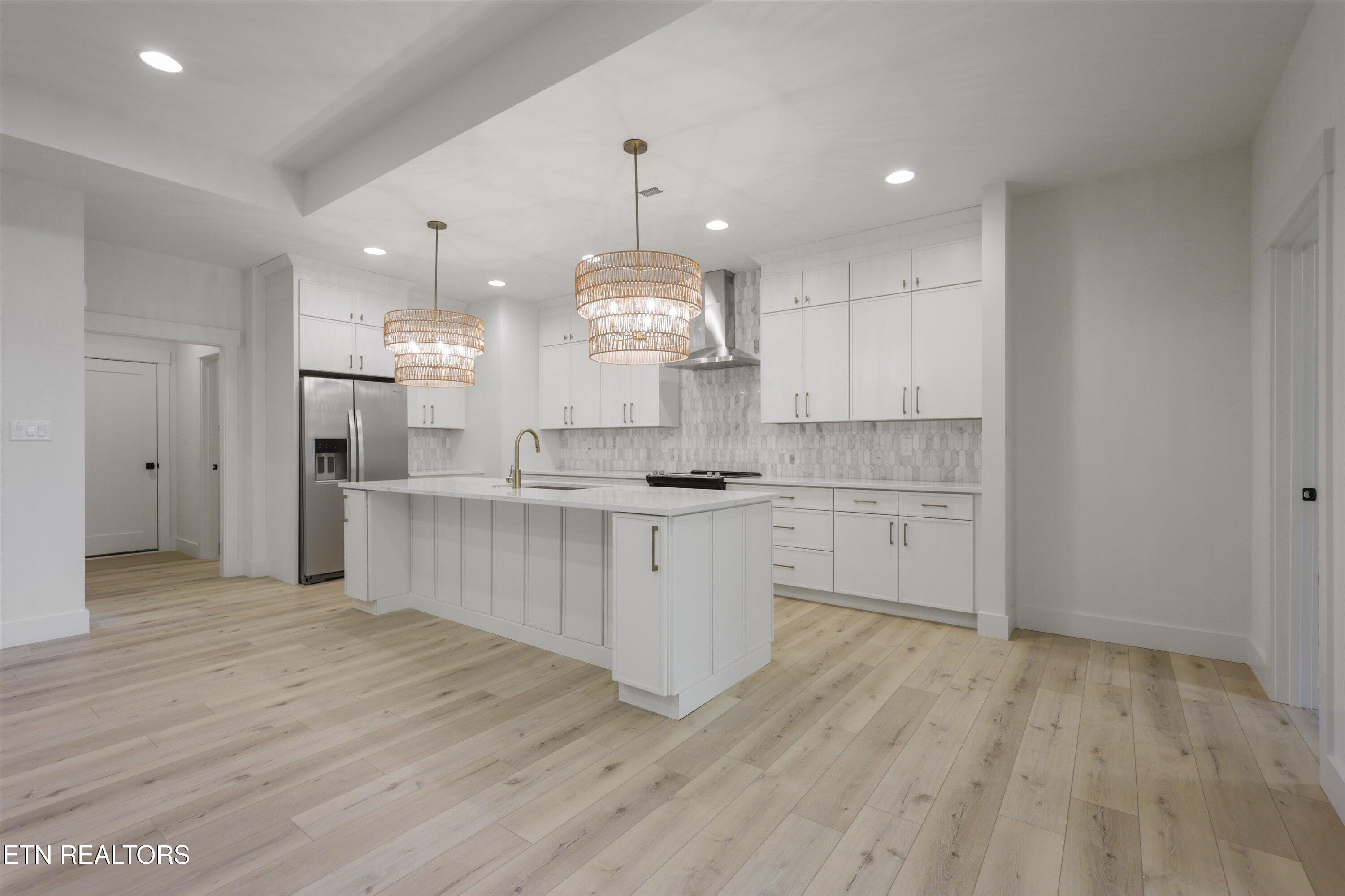 239 Ootsima Way Loudon TN 37774