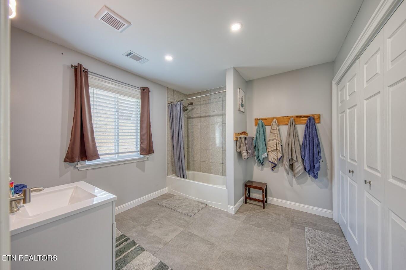 2501 Stone Road Blaine TN 37709
