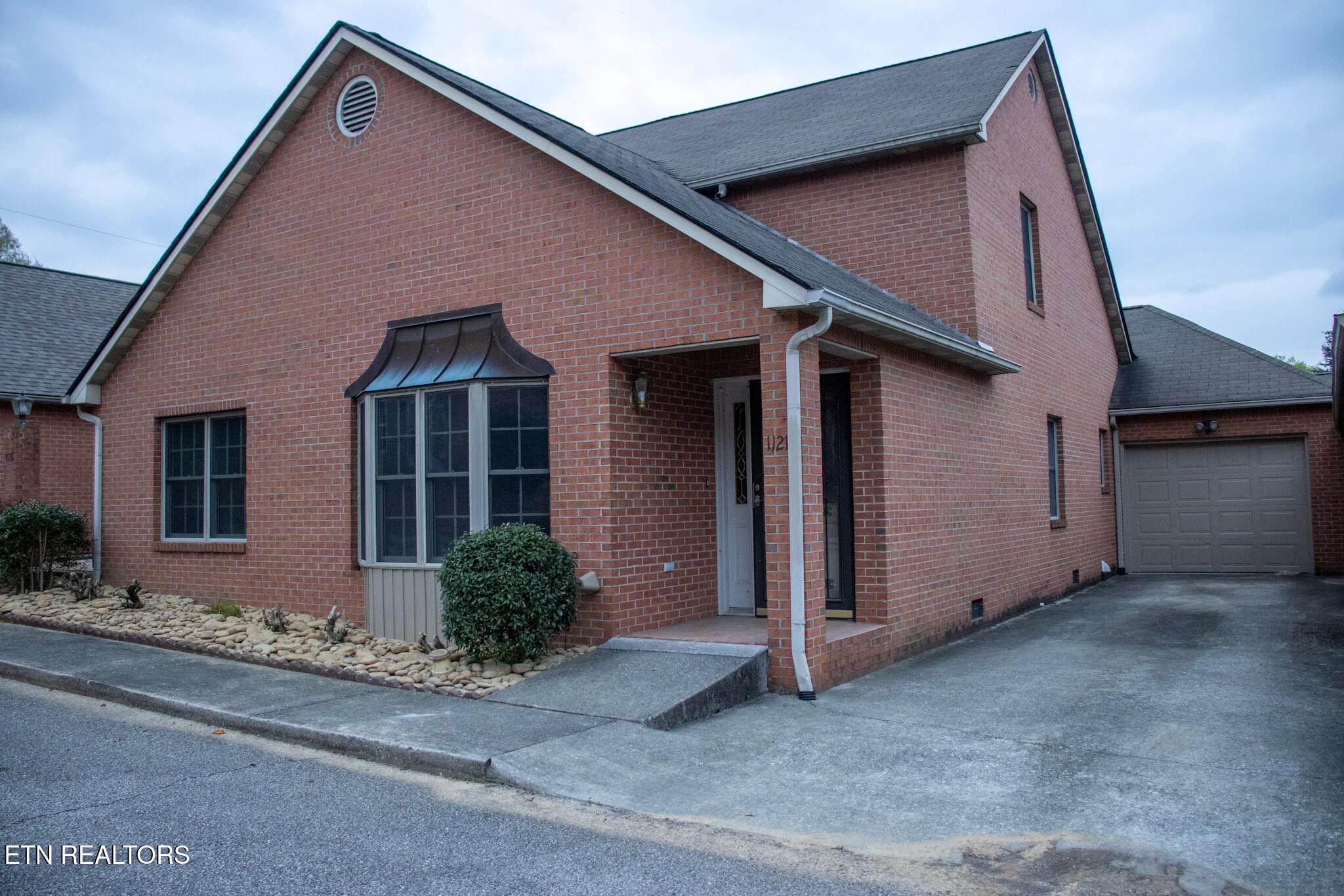 1121 Fairgrounds Court Kingston TN 37763
