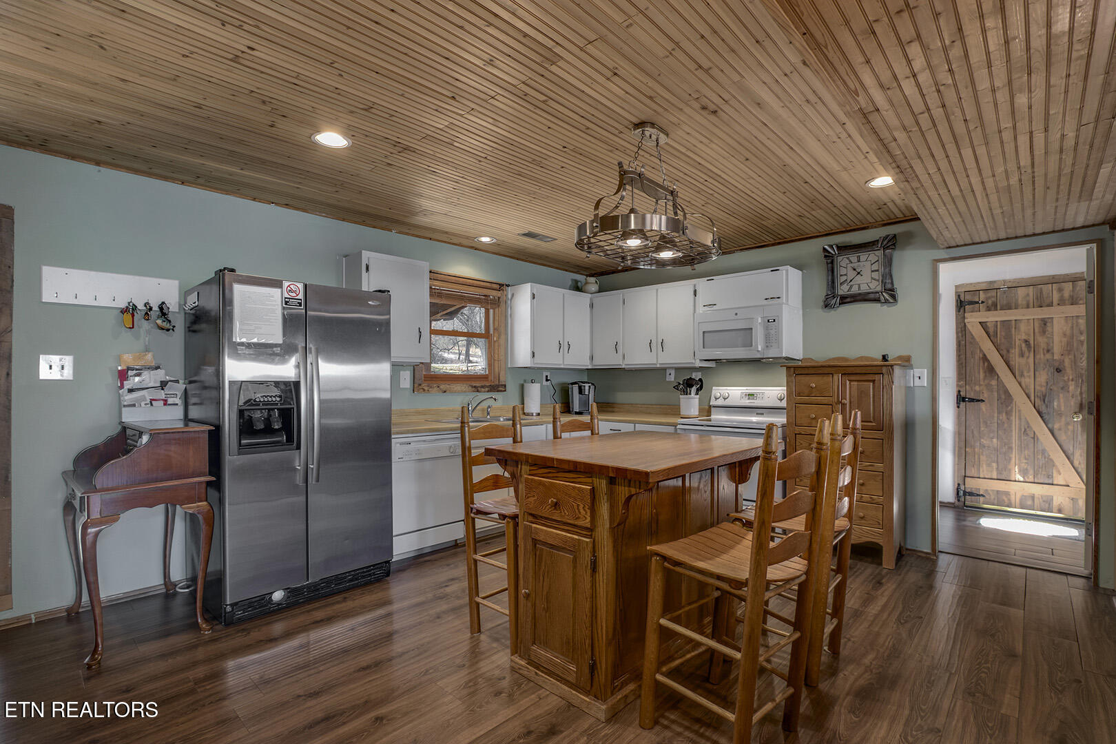 4368 River Road Ten Mile TN 37880