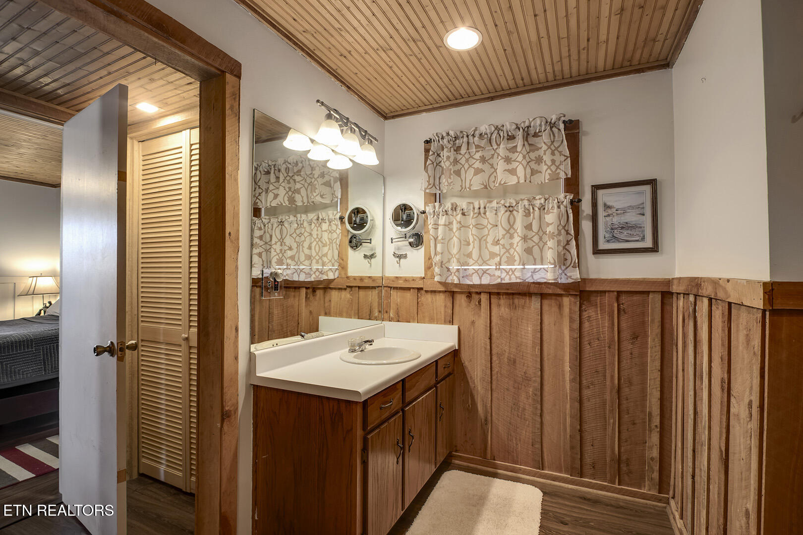 4368 River Road Ten Mile TN 37880