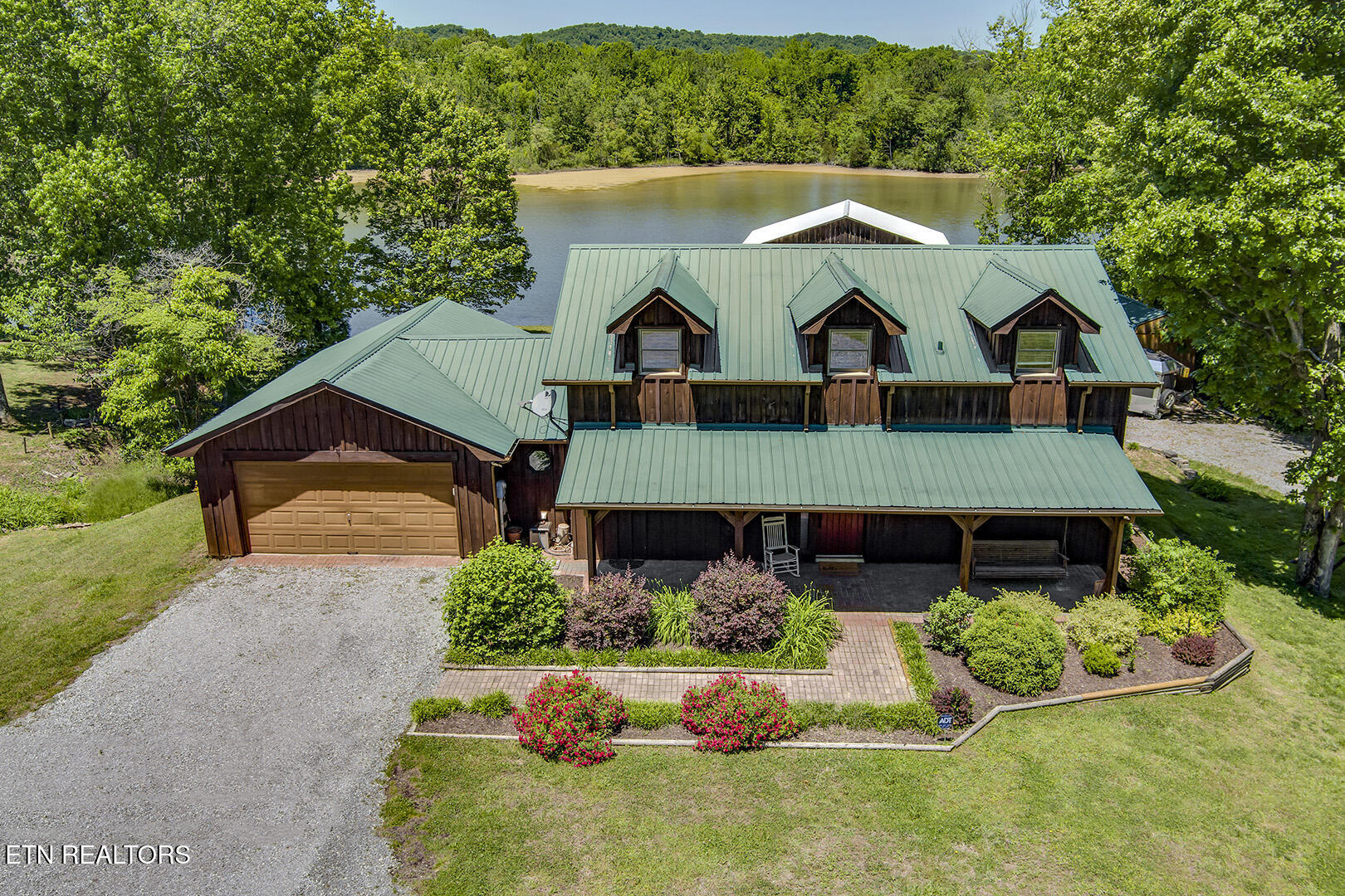 4368 River Road Ten Mile TN 37880