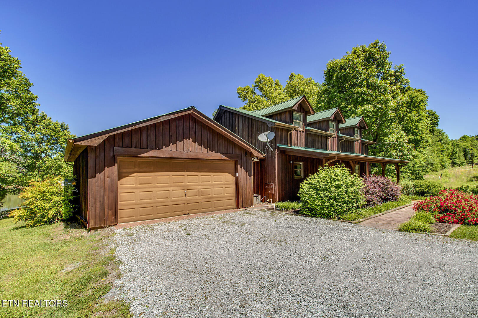 4368 River Road Ten Mile TN 37880