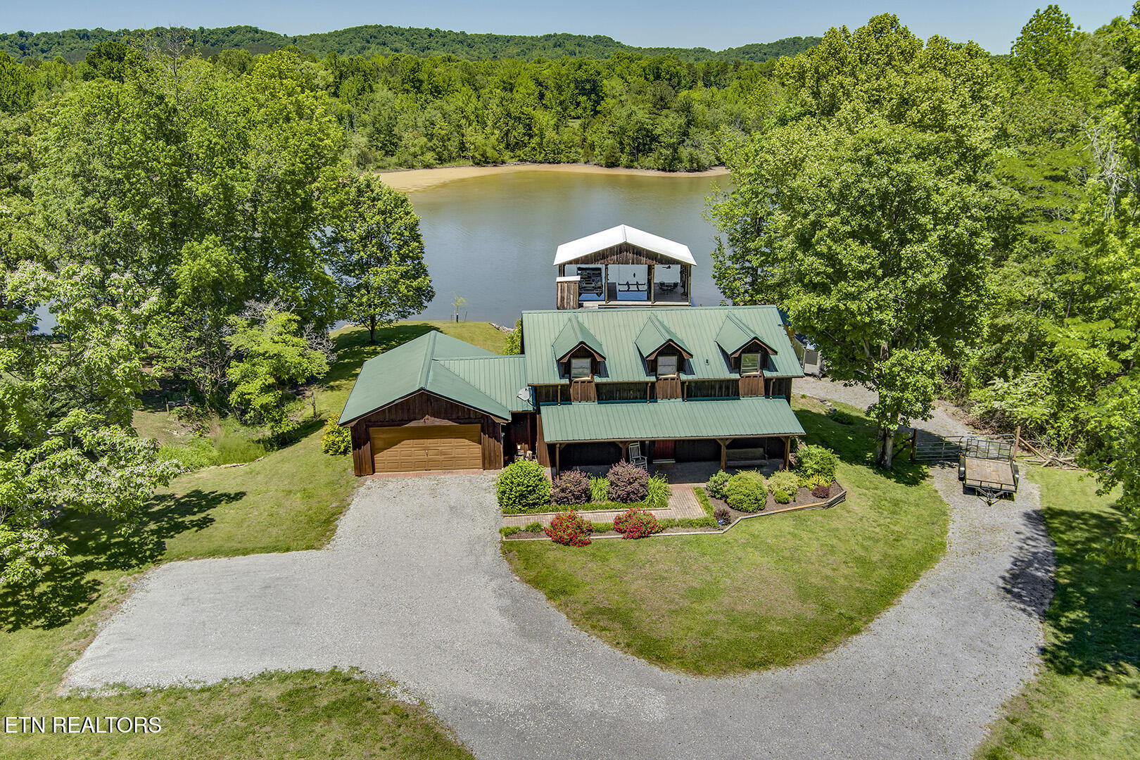 4368 River Road Ten Mile TN 37880