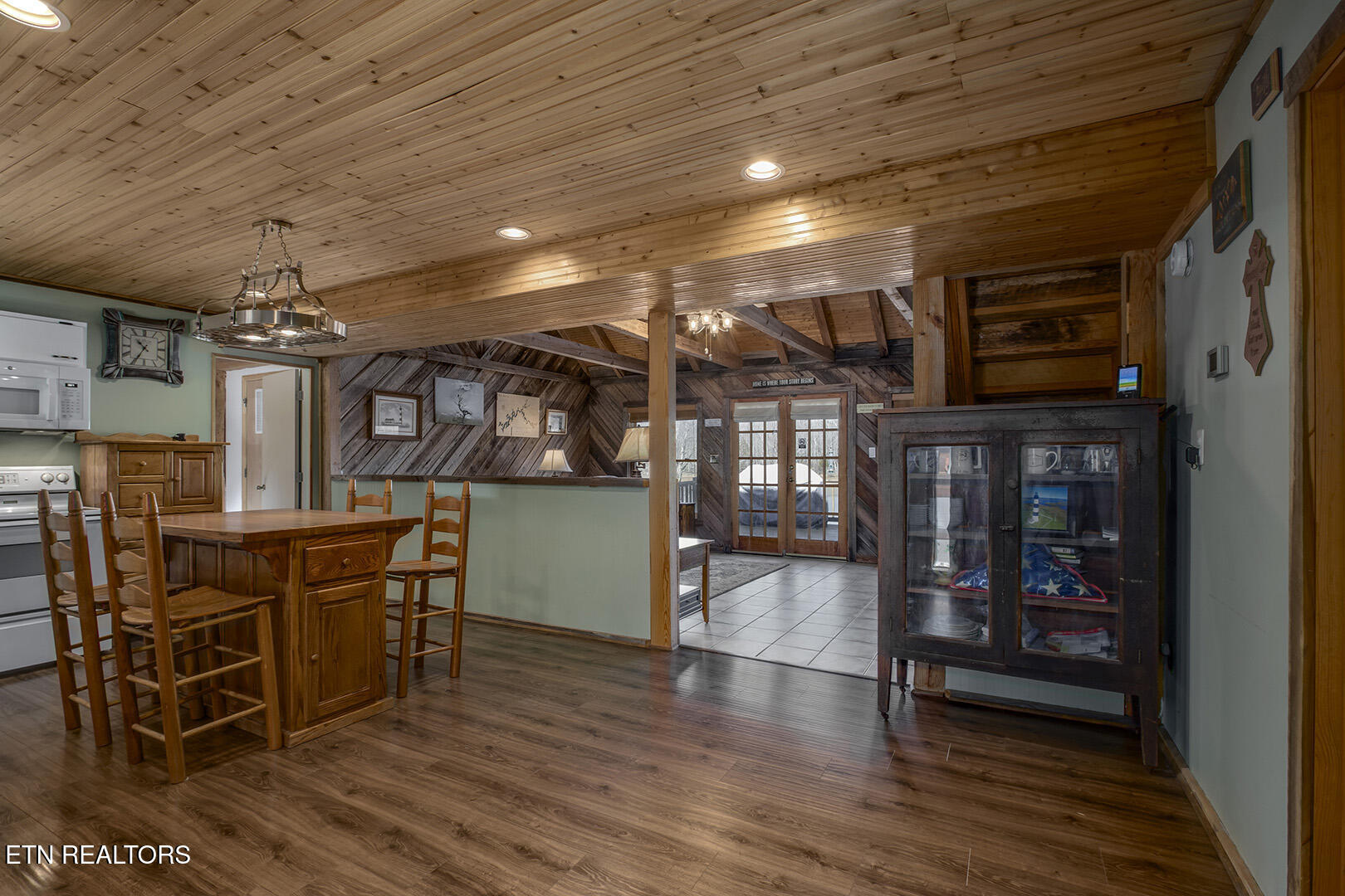 4368 River Road Ten Mile TN 37880