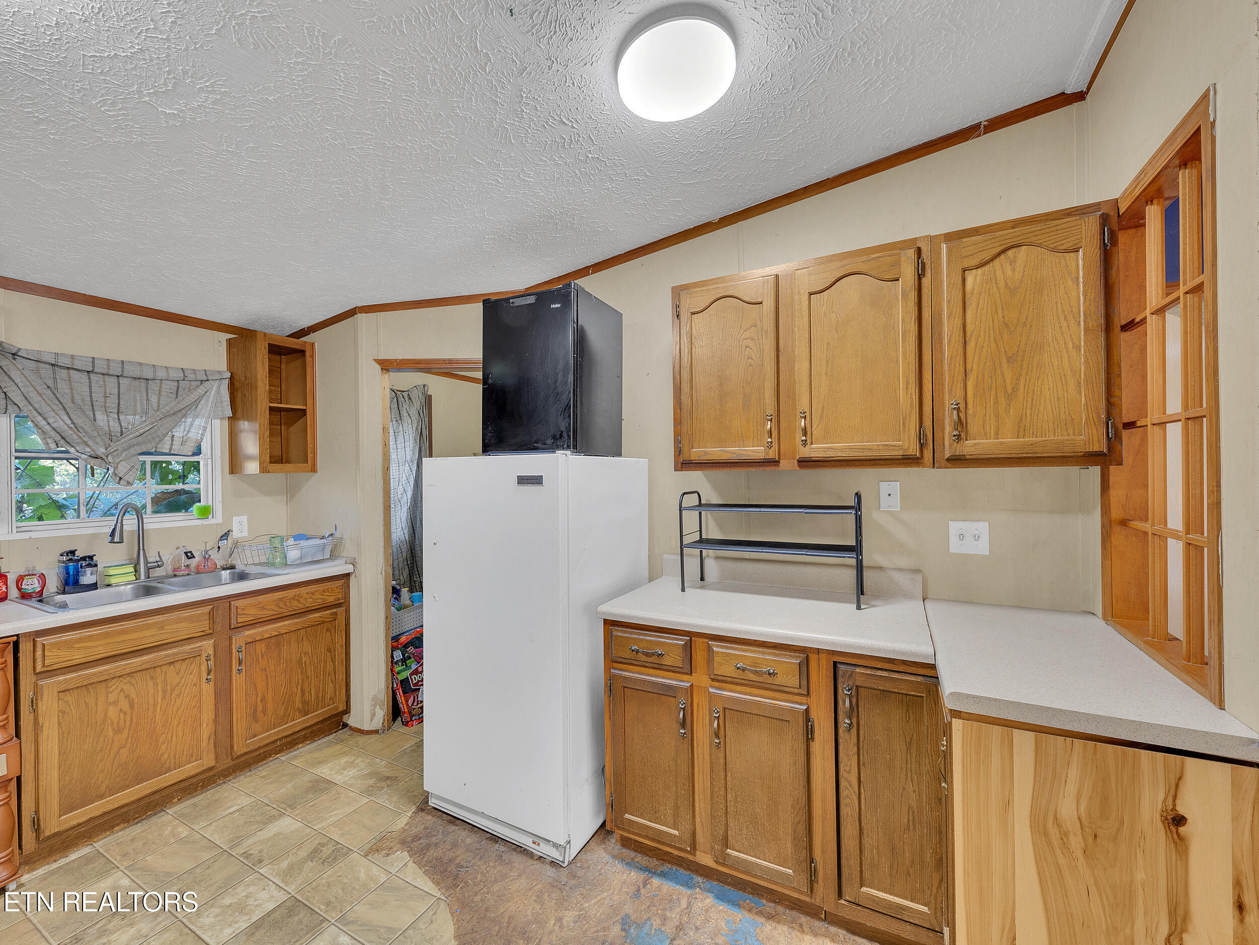 4414 SE Mission Road Knoxville TN 37920