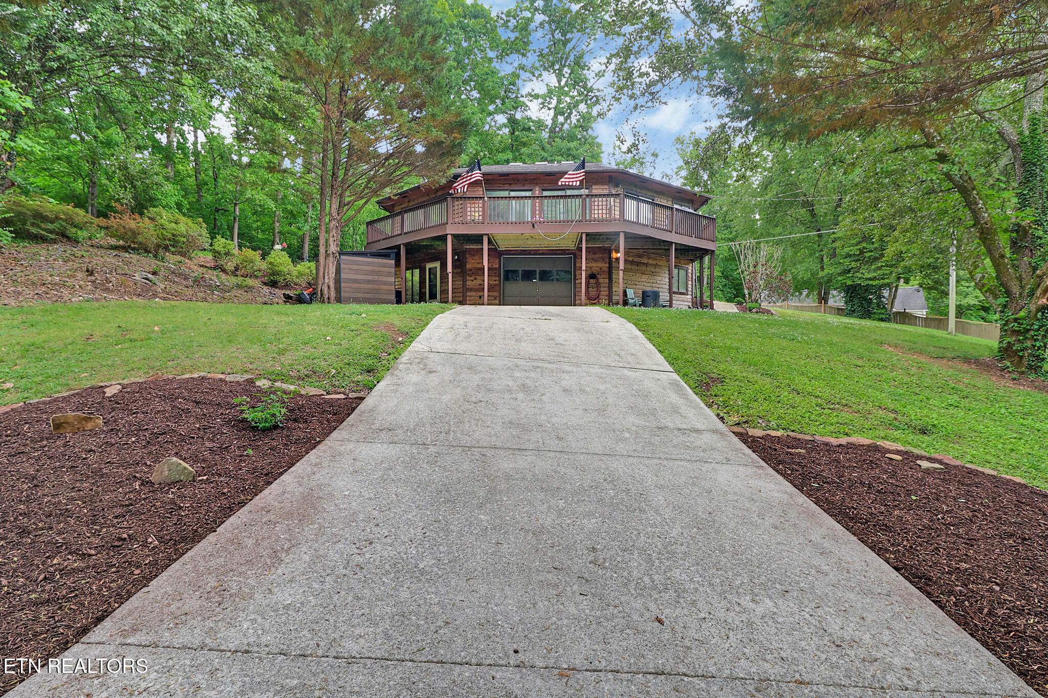 335 Old Tacora Hills Road Clinton TN 37716