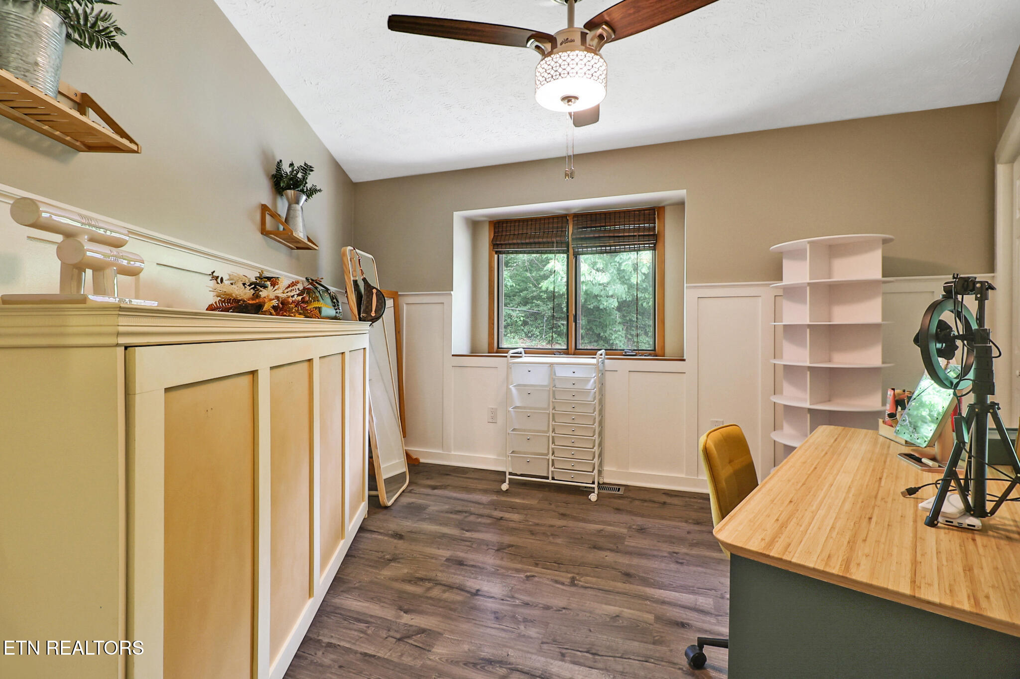 335 Old Tacora Hills Road Clinton TN 37716