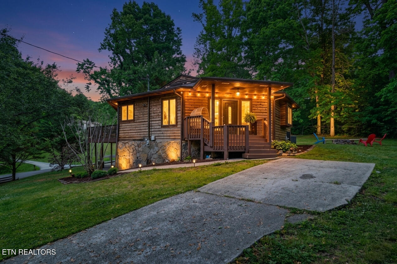 335 Old Tacora Hills Road Clinton TN 37716