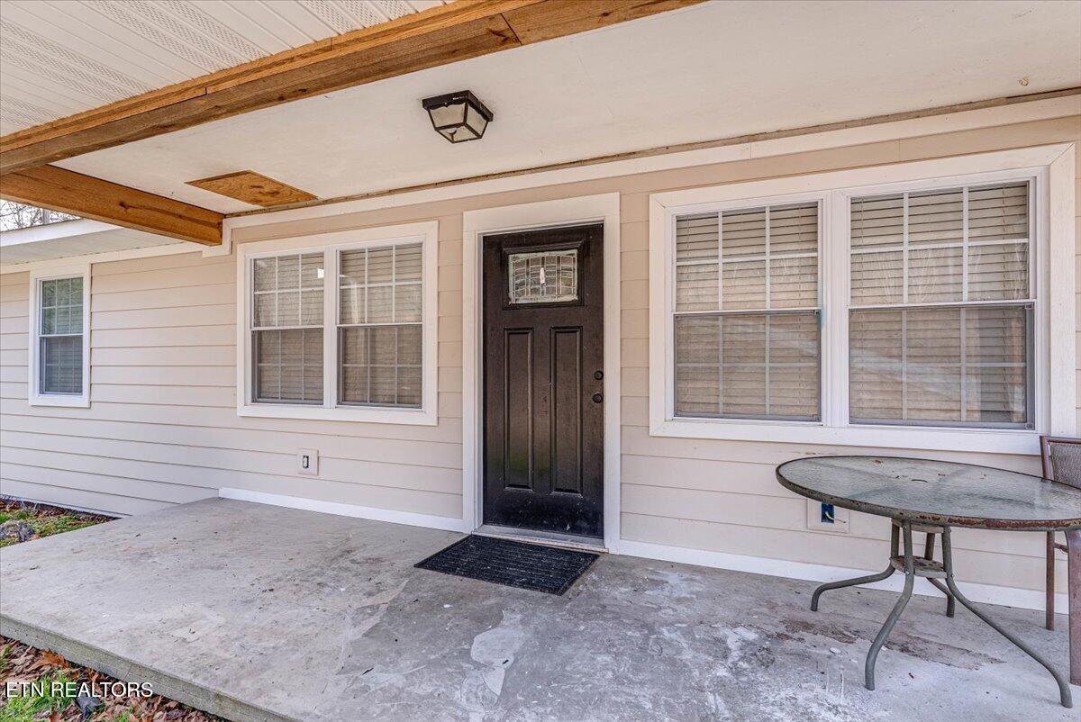 263 Graves Hollow Road Maynardville TN 37807