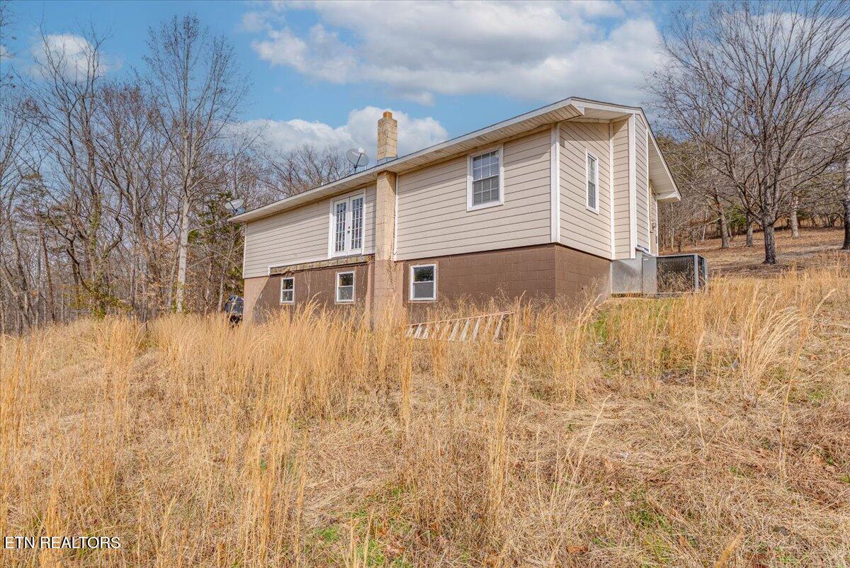 263 Graves Hollow Road Maynardville TN 37807
