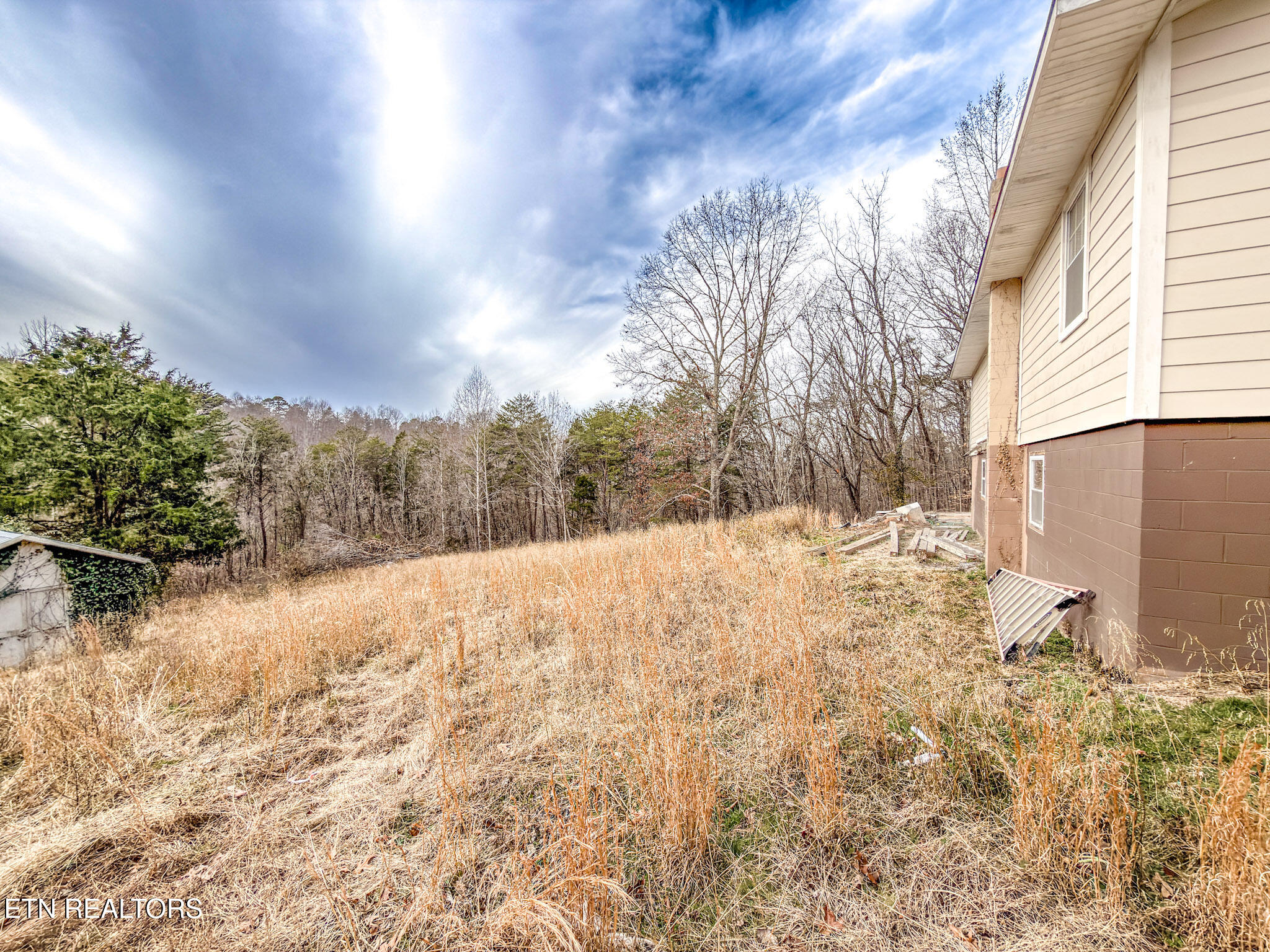 263 Graves Hollow Road Maynardville TN 37807