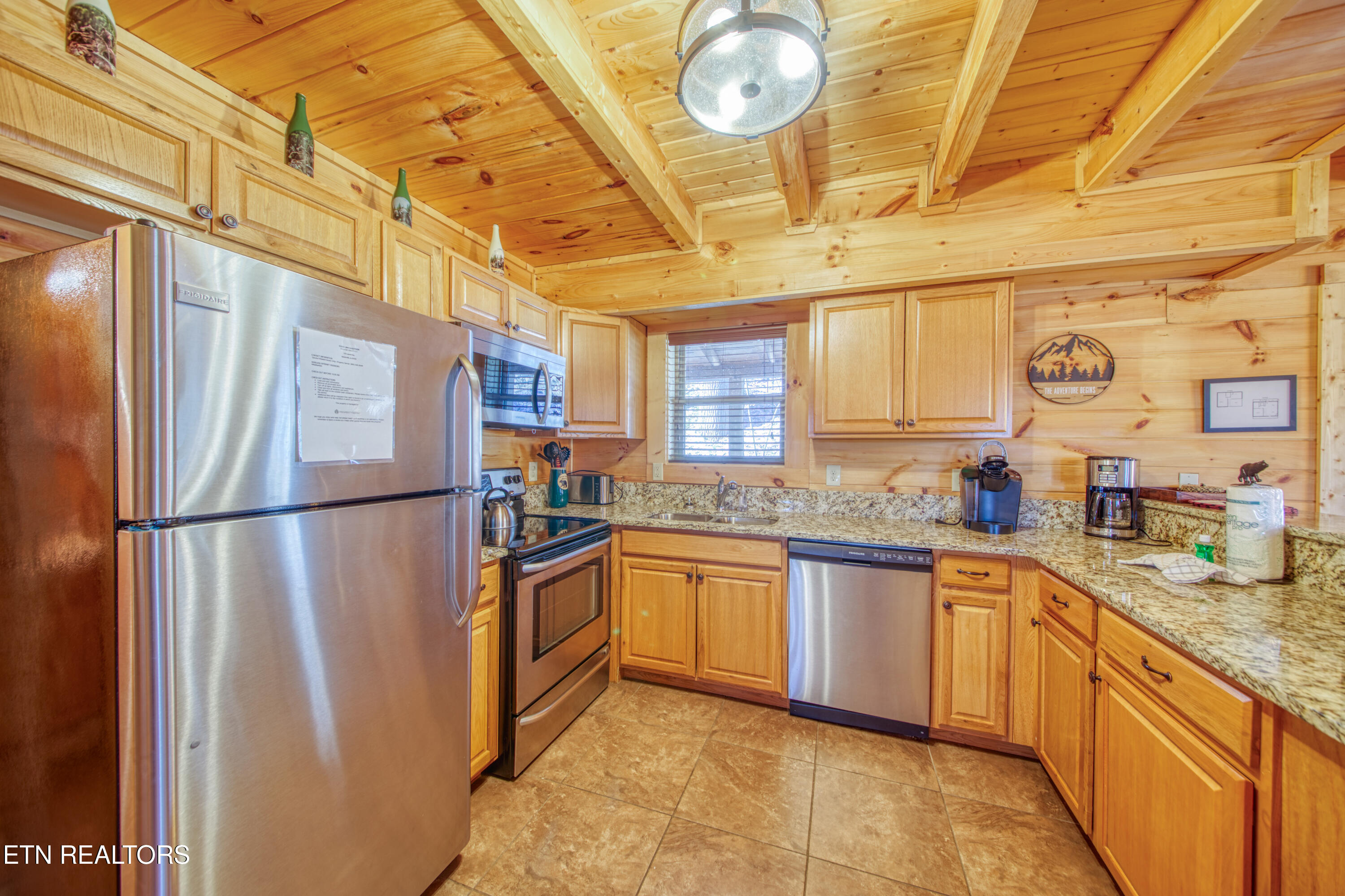 123 Laurel Way Gatlinburg TN 37738