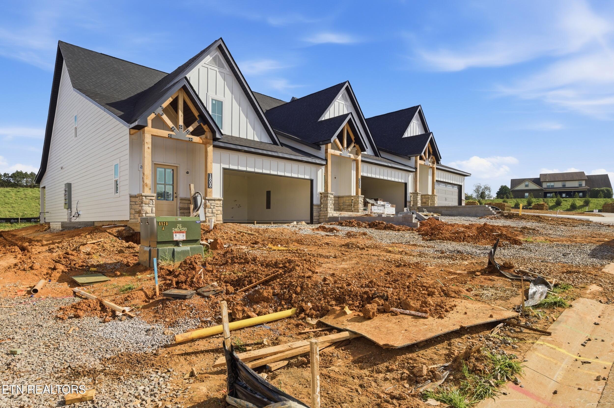 1808 Poplar Springs Place Maryville TN 37803