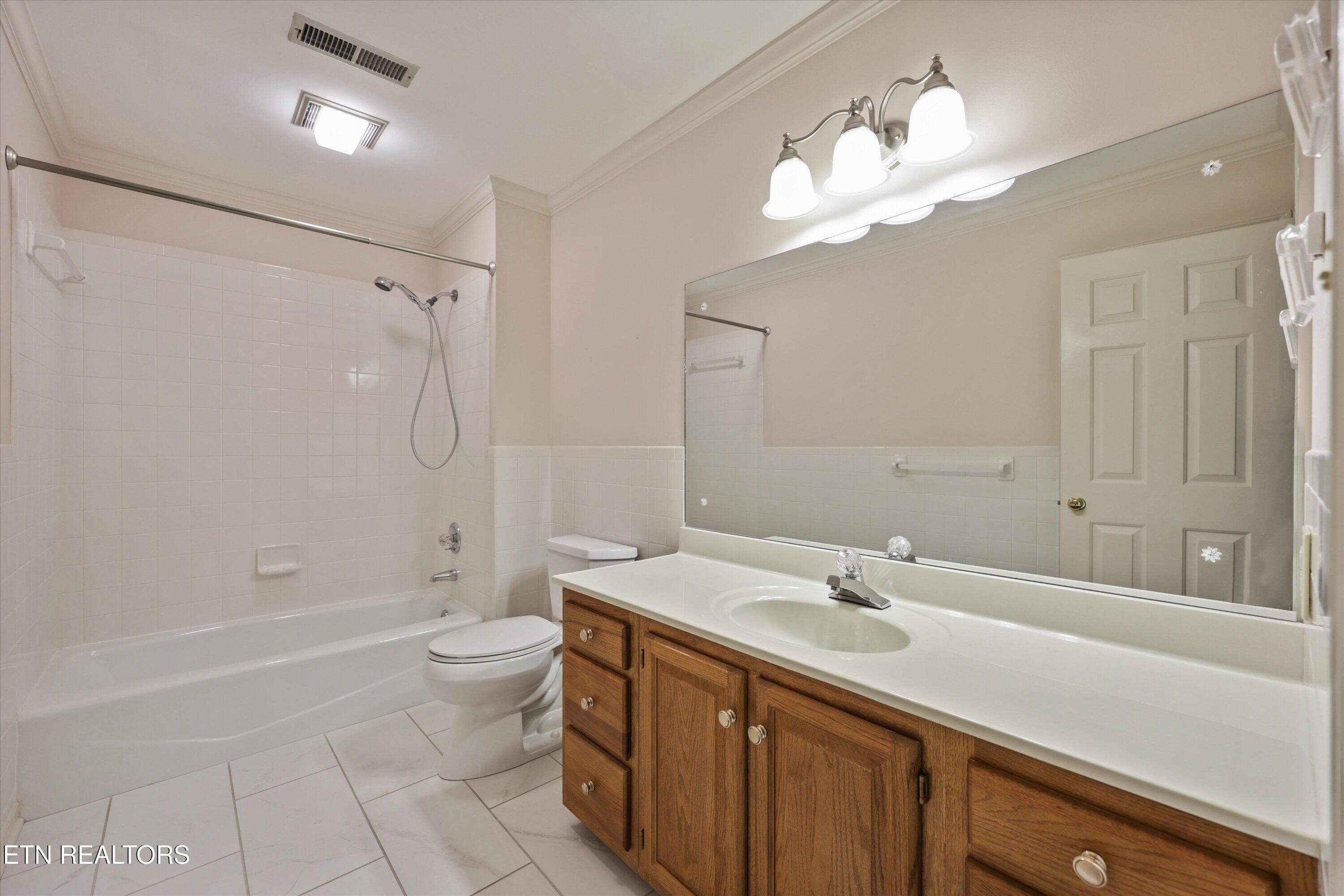 882 Hansmore Place Knoxville TN 37919