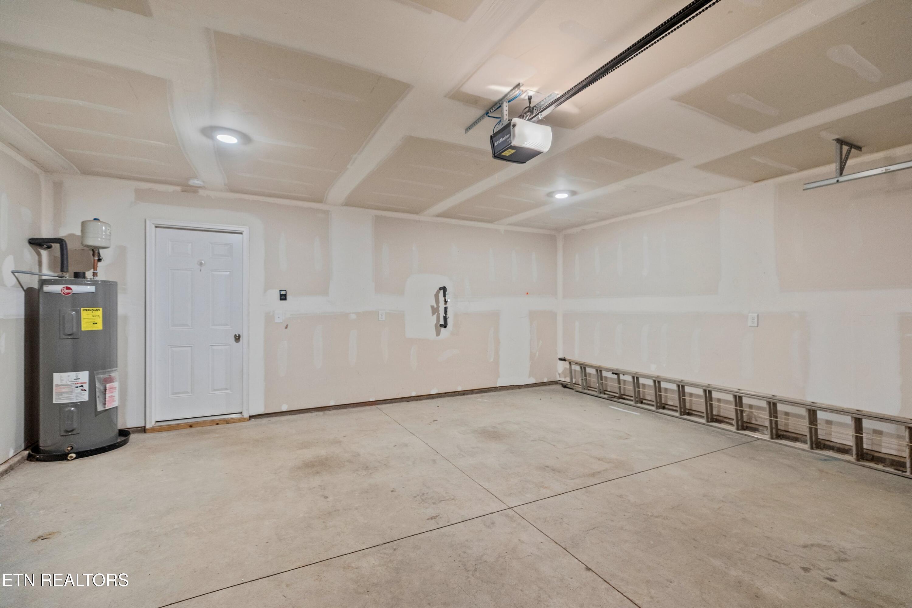 2320 Beacon Road Talbott TN 37877