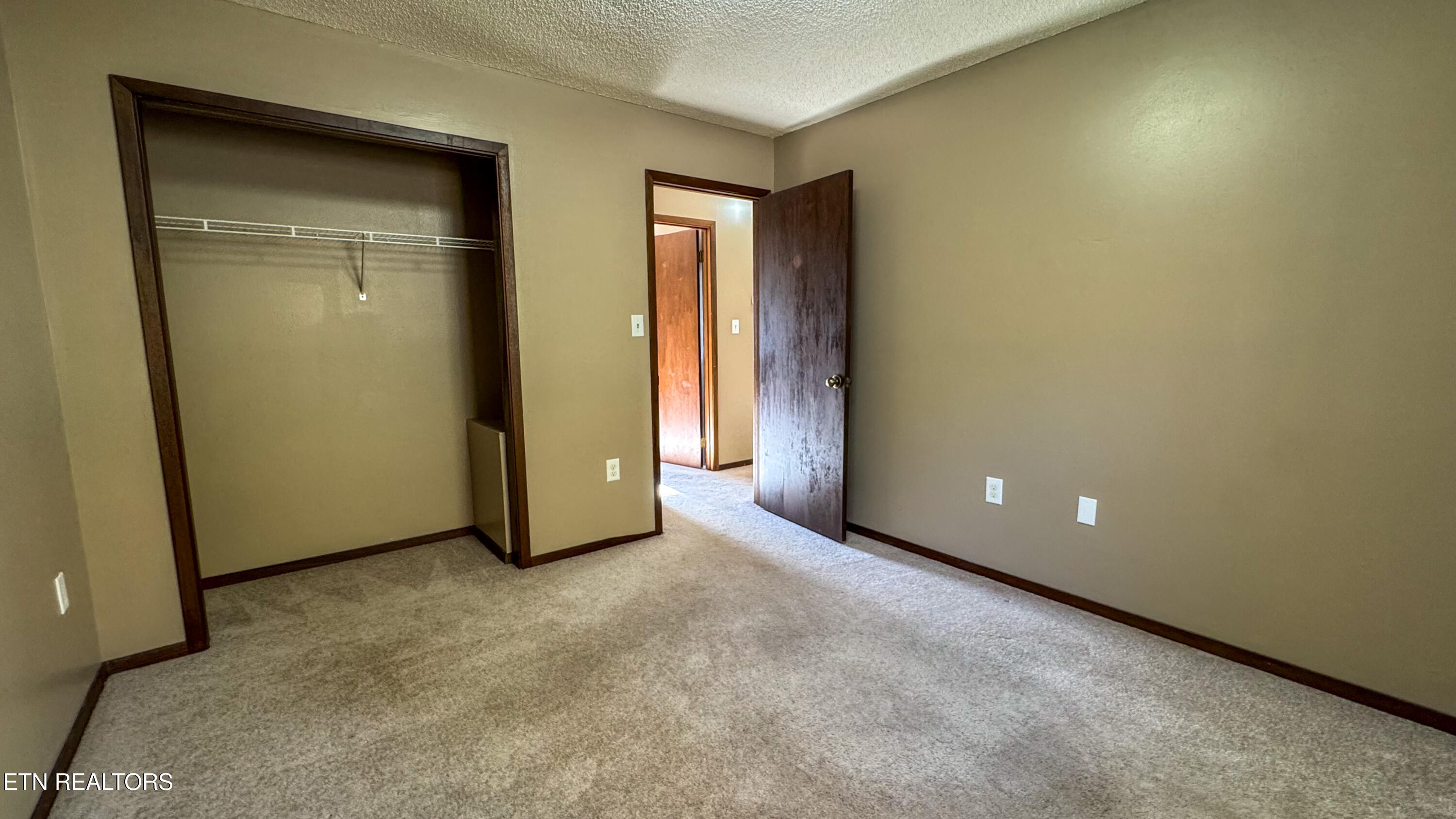 3561 Grave Hill Road Oneida TN 37841