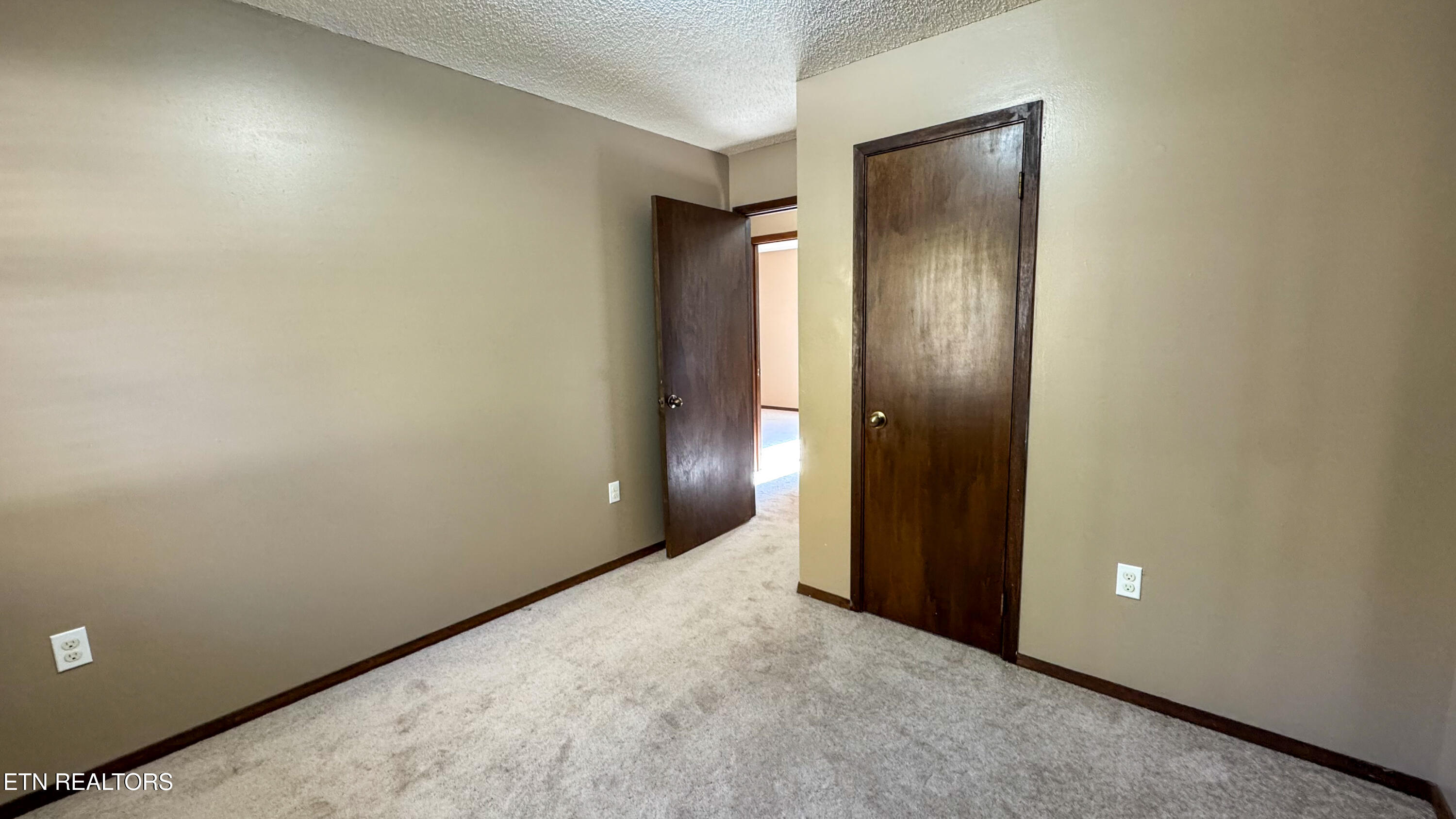 3561 Grave Hill Road Oneida TN 37841