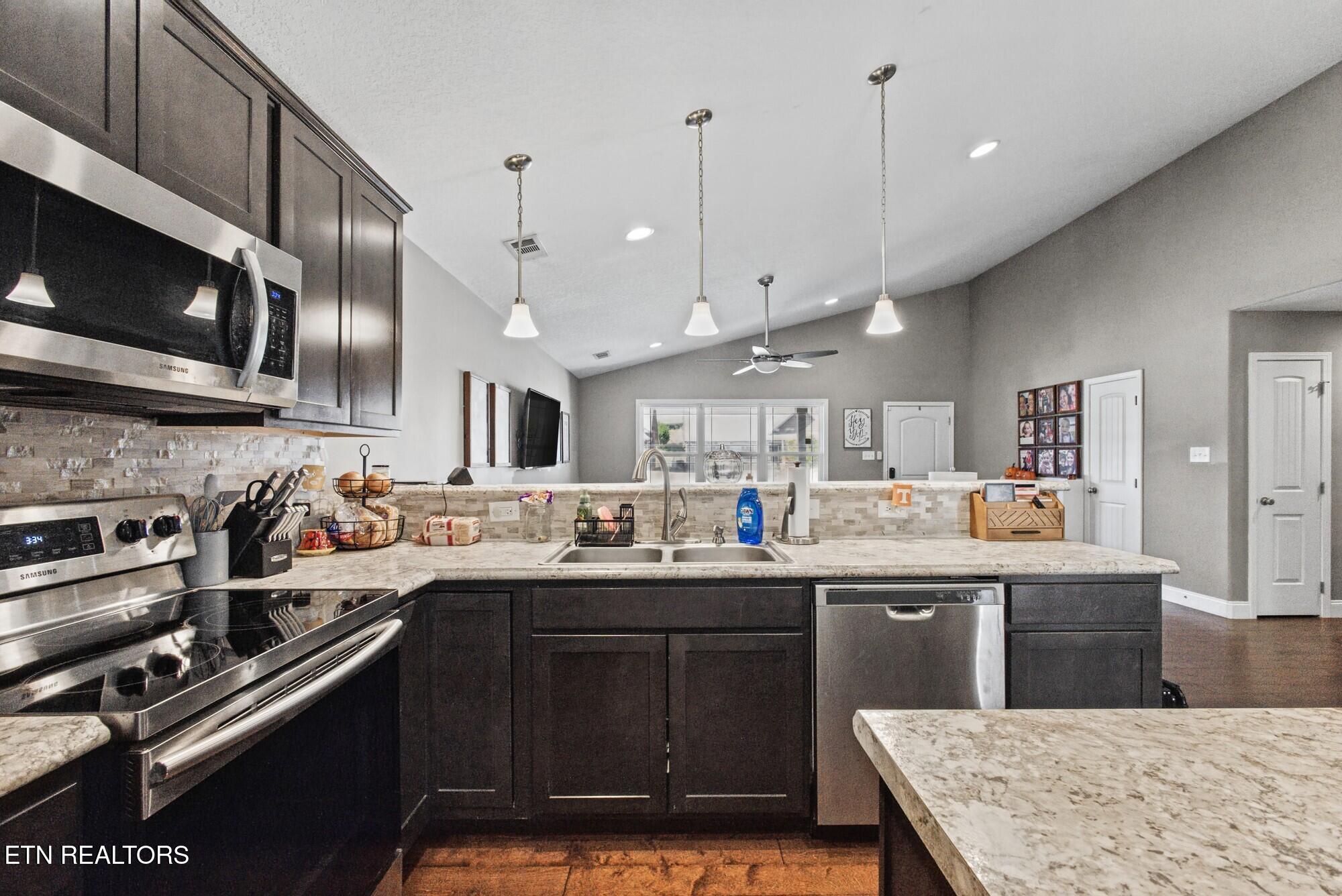 3049 Zachary Pointe Lane Knoxville TN 37938