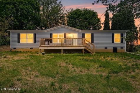 1646 Monroe Street Sweetwater TN 37874