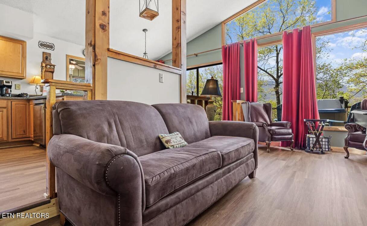 725 Sunshine Trail Gatlinburg TN 37738