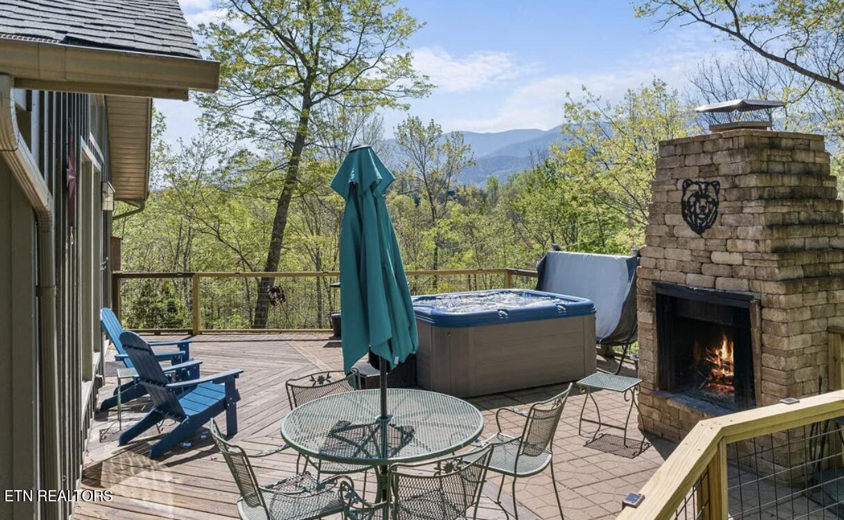 725 Sunshine Trail Gatlinburg TN 37738