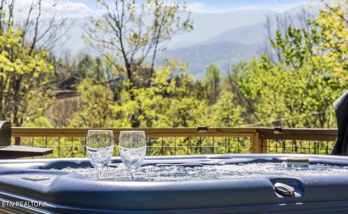 725 Sunshine Trail Gatlinburg TN 37738