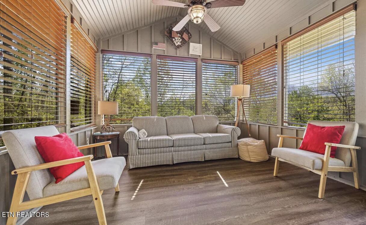 725 Sunshine Trail Gatlinburg TN 37738