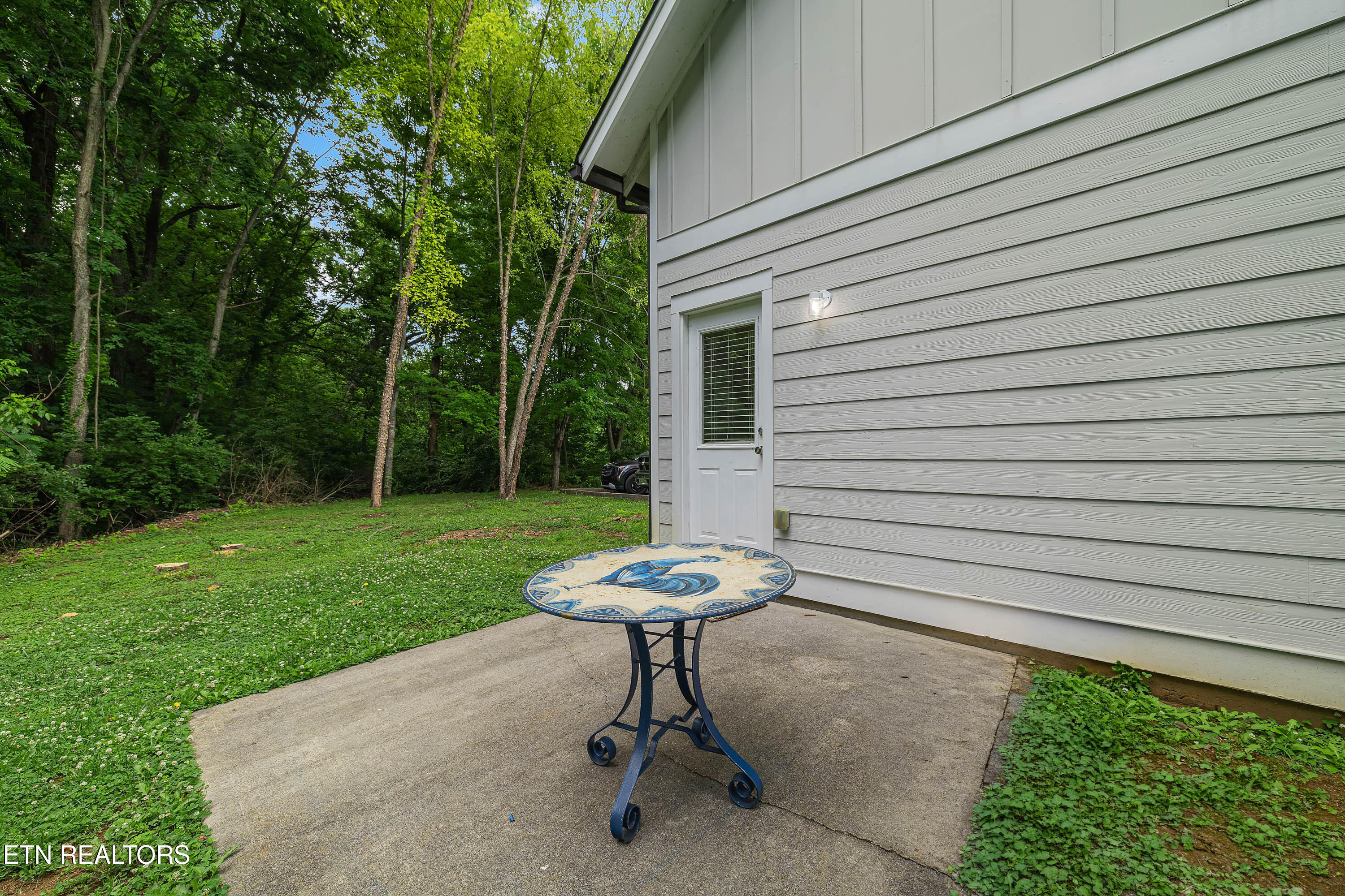 1334 Apple Blossom Way Knoxville TN 37920