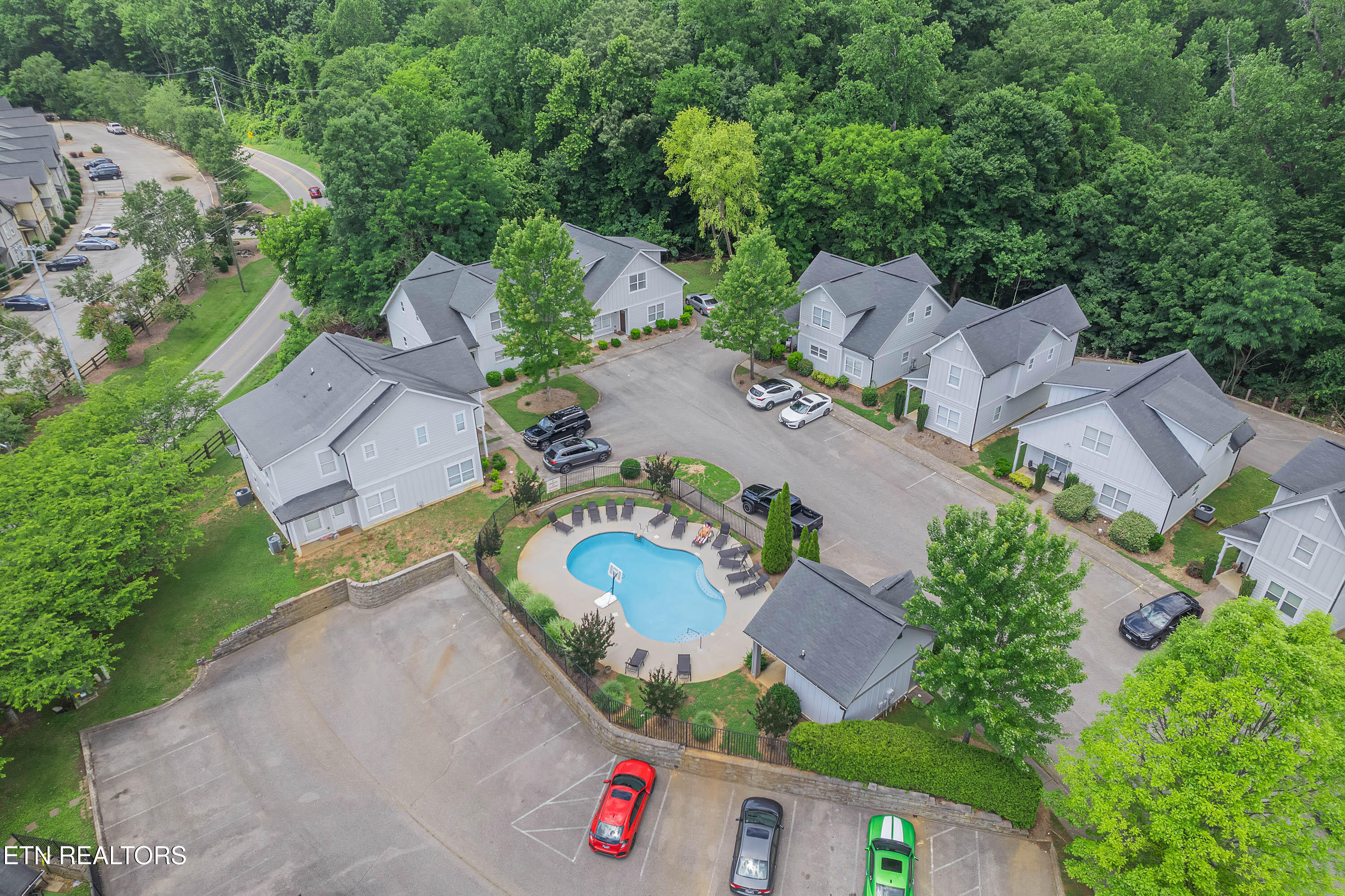 1334 Apple Blossom Way Knoxville TN 37920
