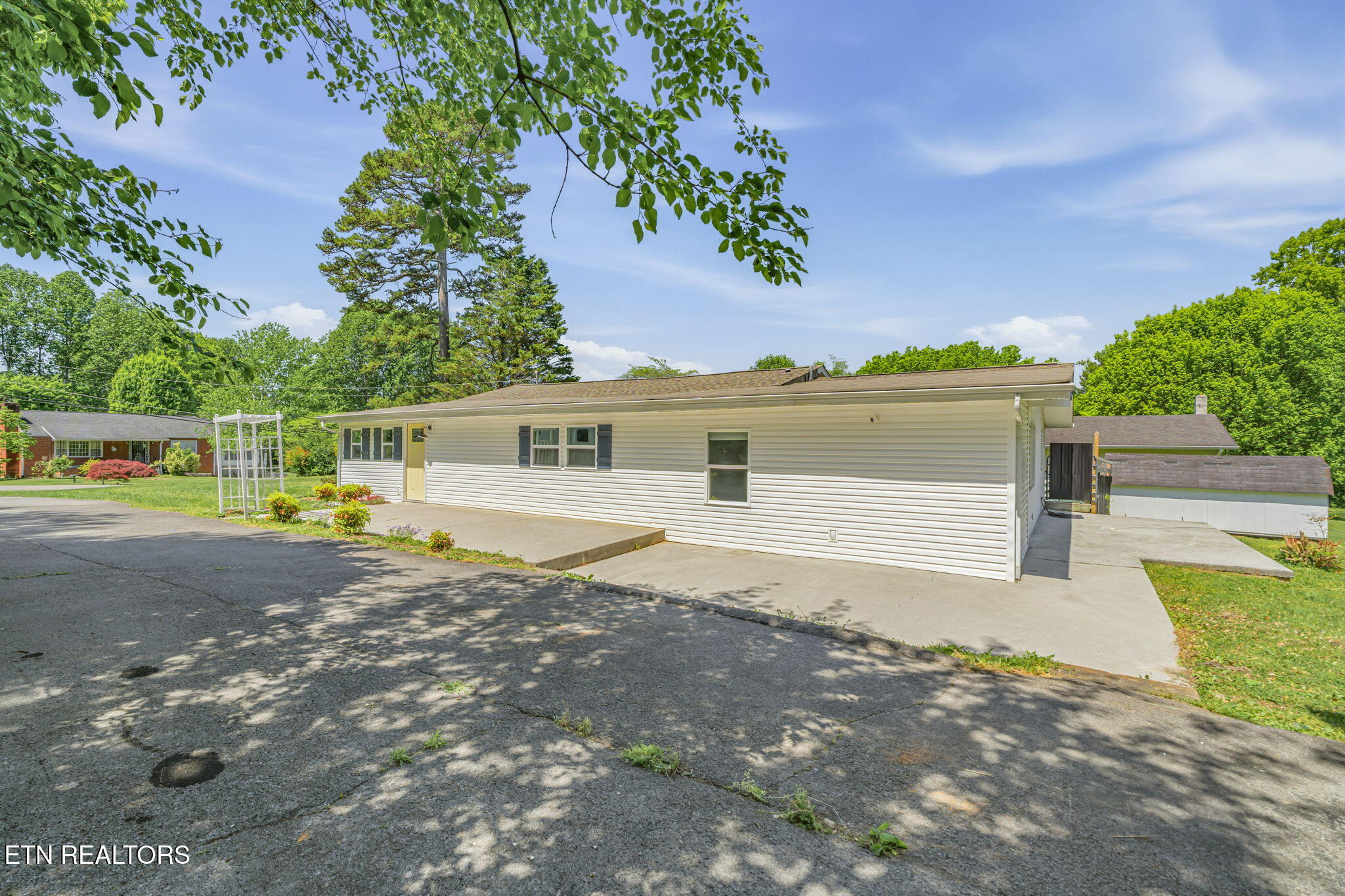 2914 Knox Lane Knoxville TN 37917