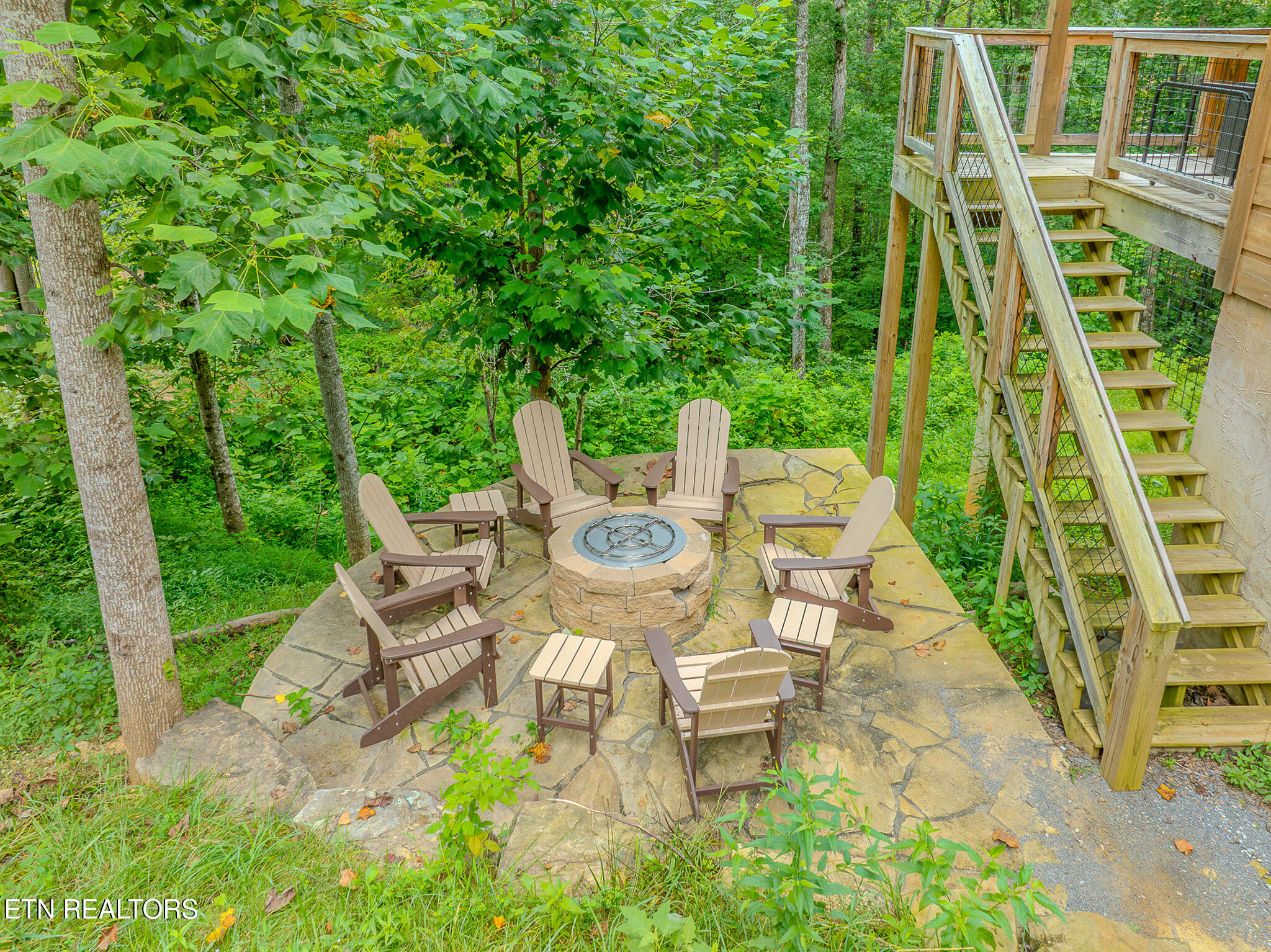 1543 Bear Valley Road Sevierville TN 37876