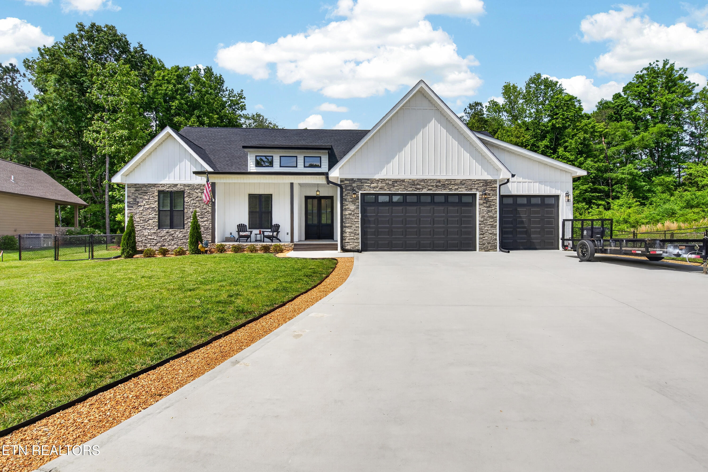 355 Shadows Lawn Drive Athens TN 37303