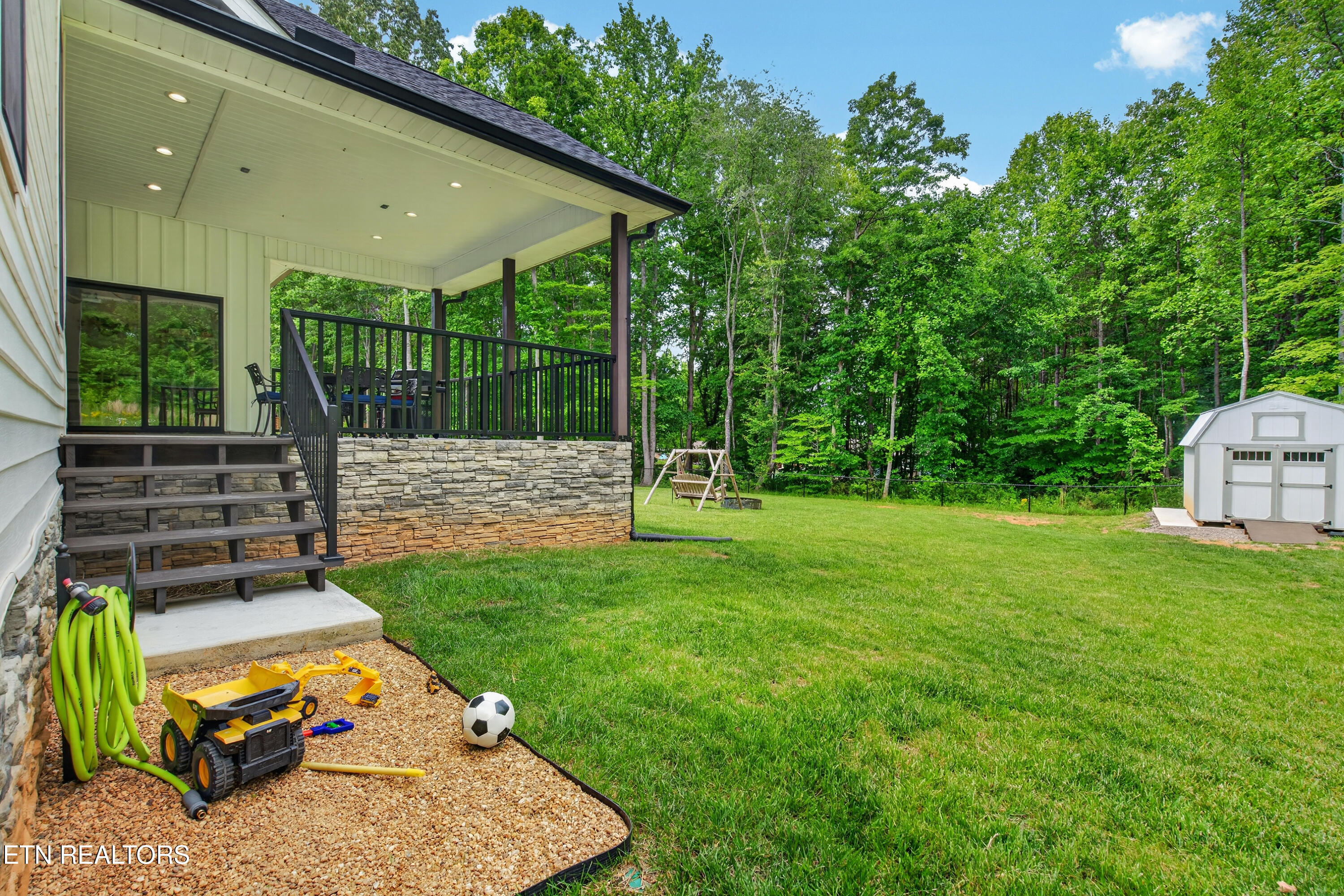 355 Shadows Lawn Drive Athens TN 37303