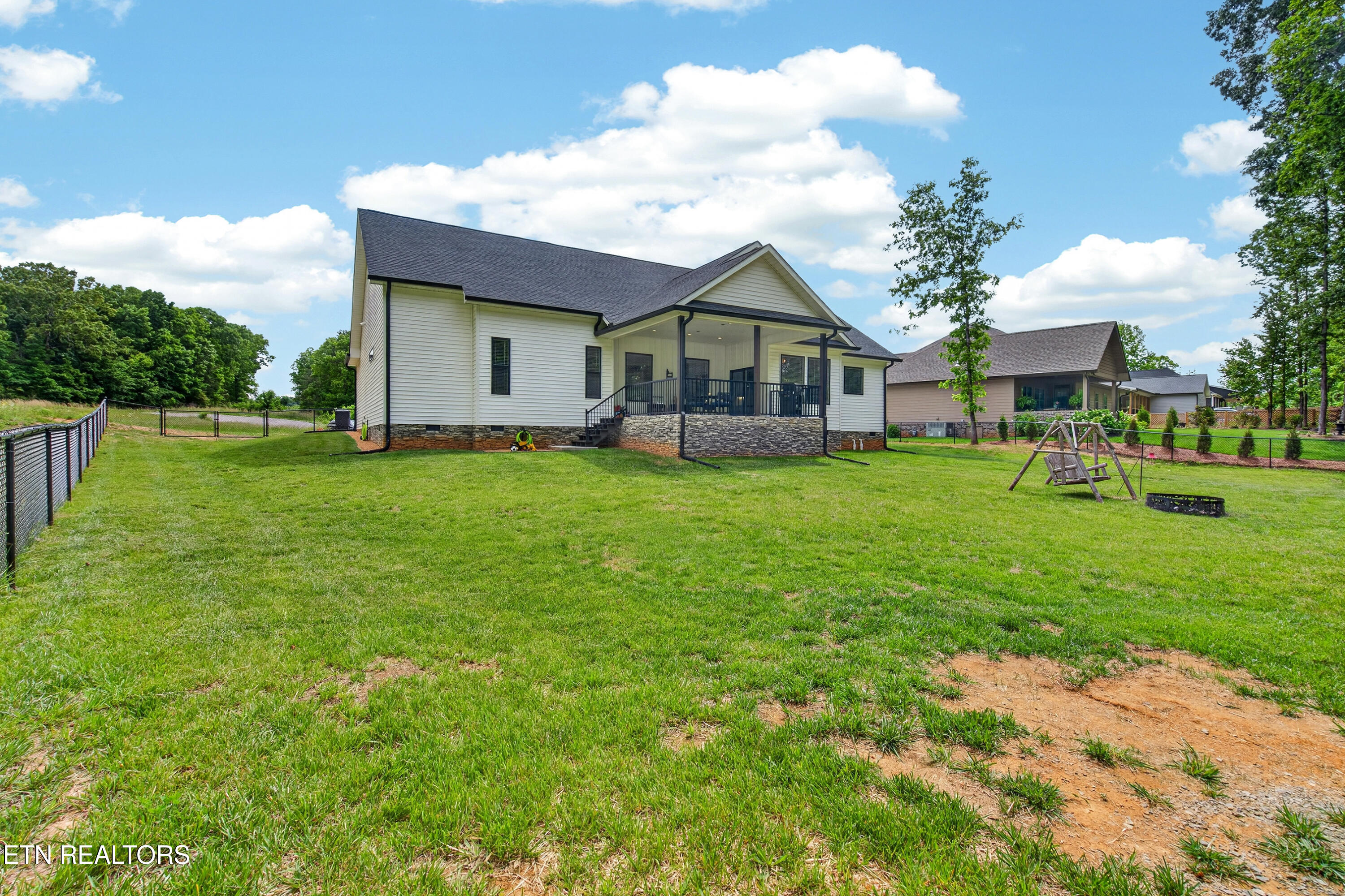 355 Shadows Lawn Drive Athens TN 37303
