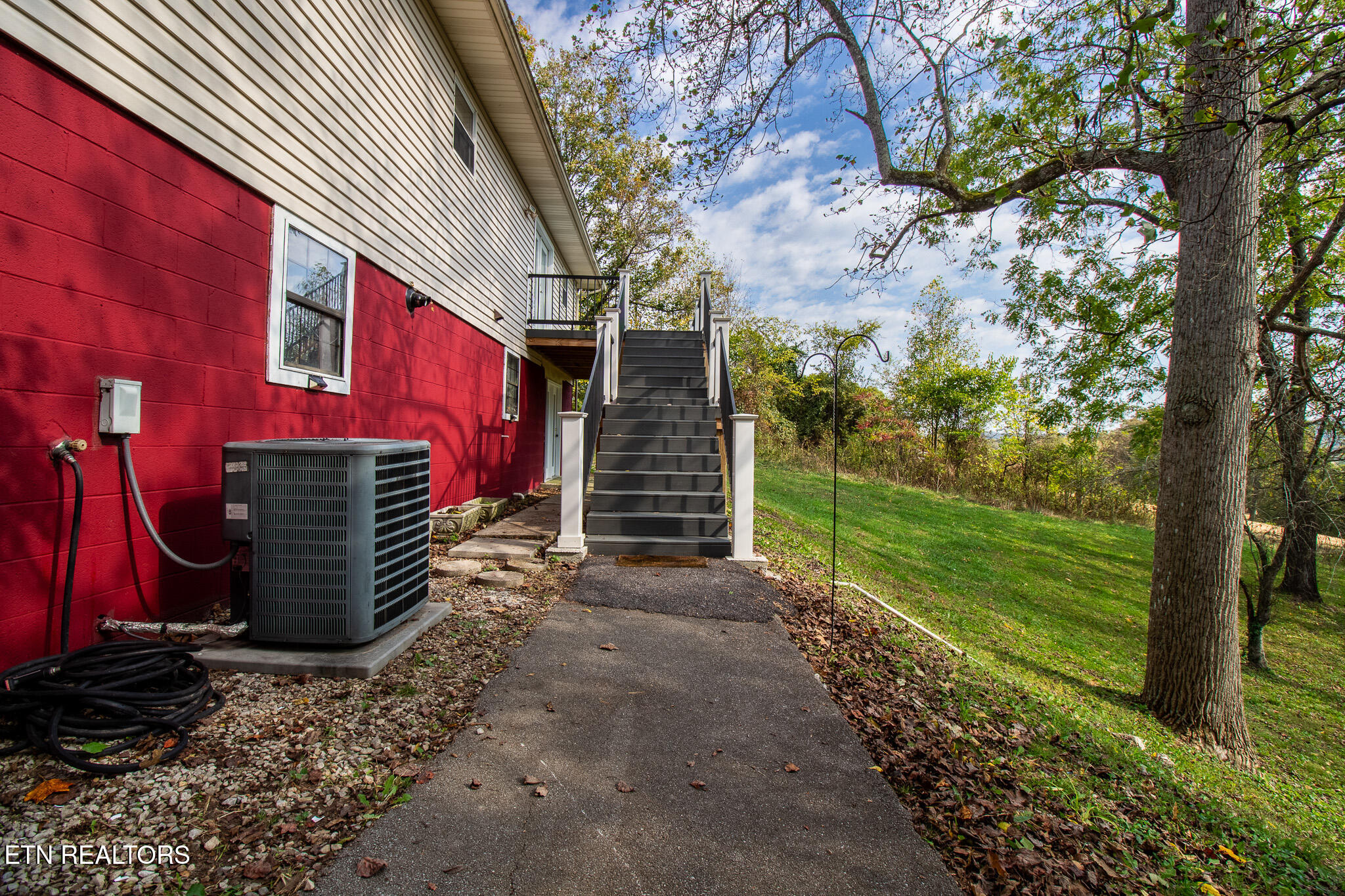 1642 N Charles G Seivers Boulevard Clinton TN 37716