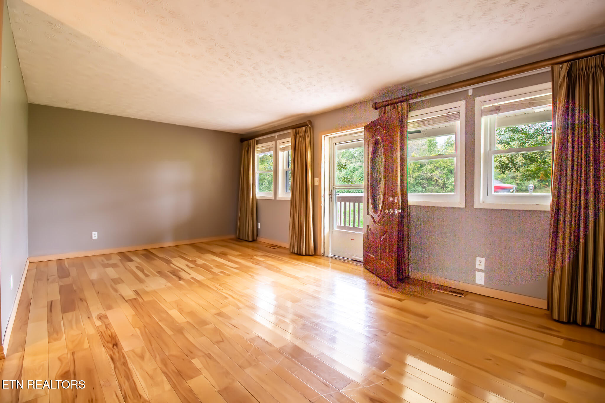 1642 N Charles G Seivers Boulevard Clinton TN 37716